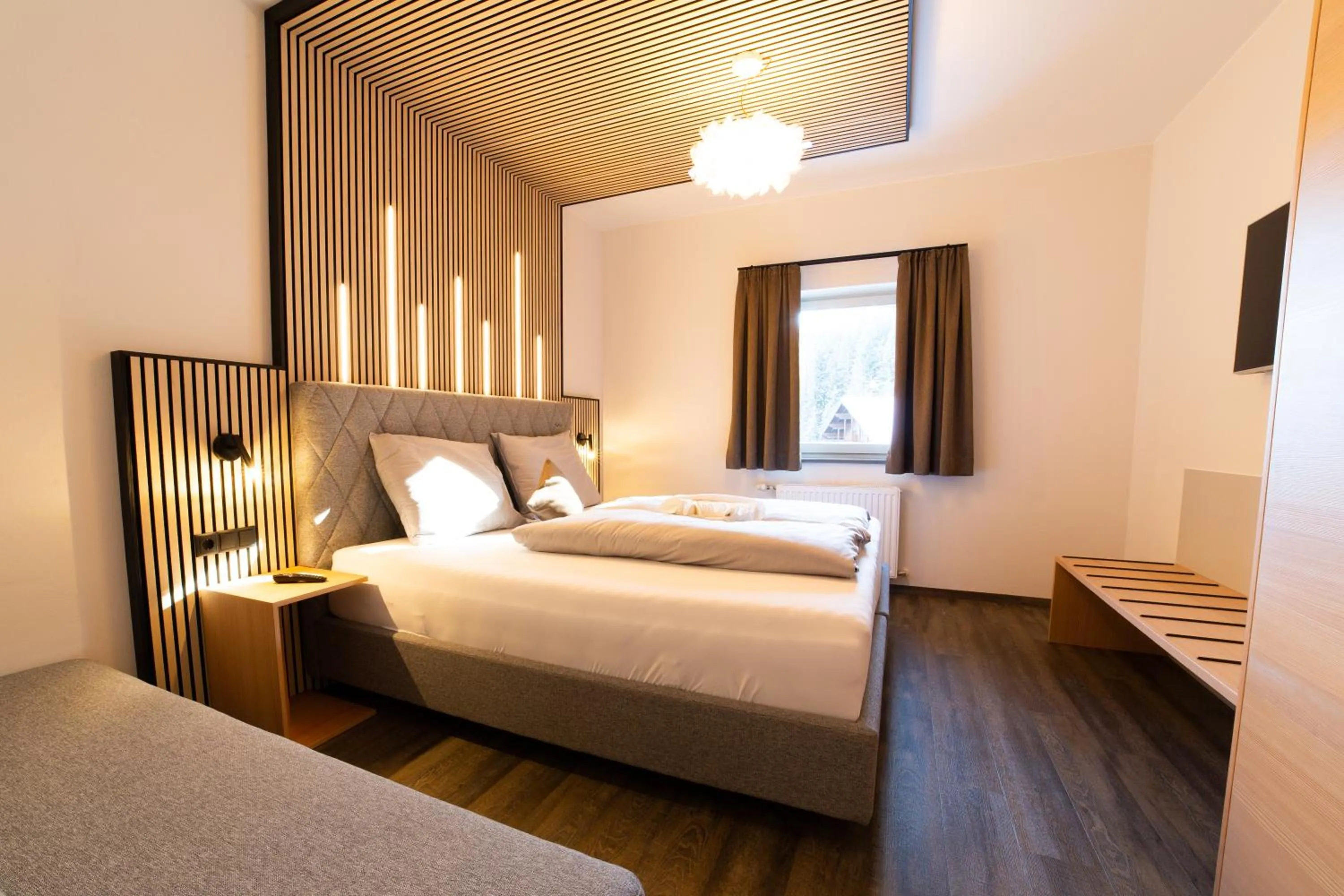 Bedroom, Bed in Hotel Alpenblick