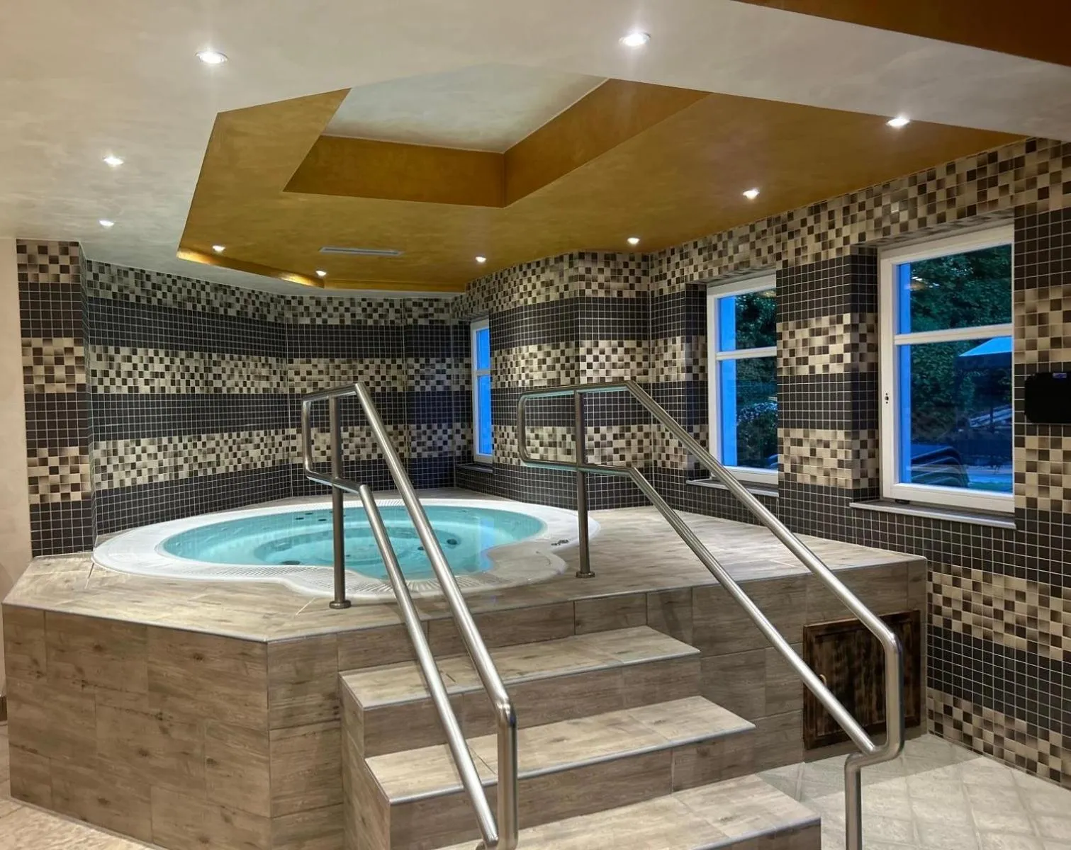 Hot Tub in Hotel Albizia