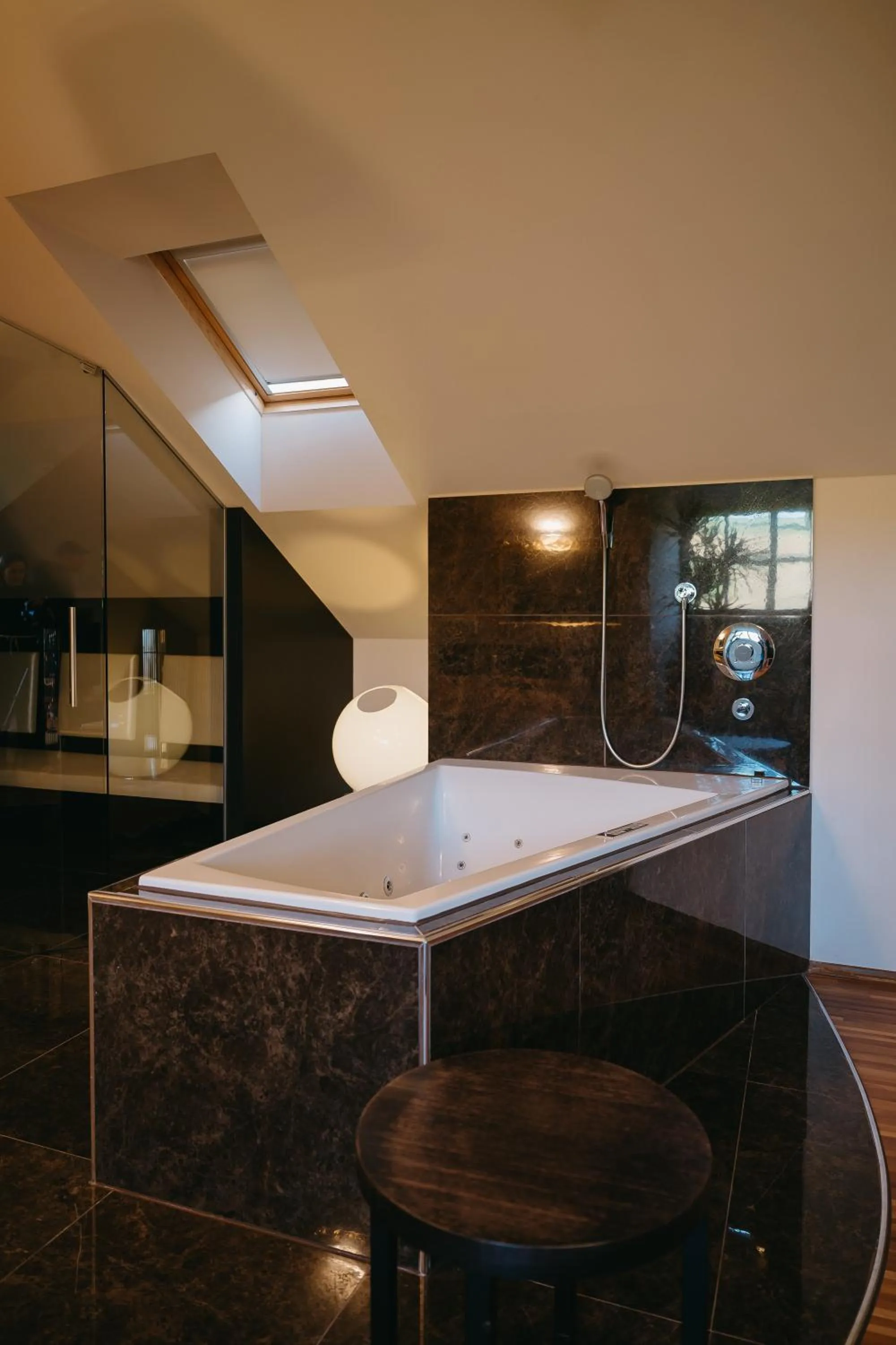 Swimming pool in Hotel Albizia