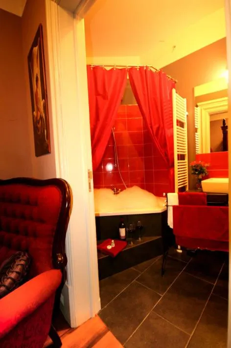 Photo of the whole room, Bed in Hotel Denkmal 13 Wismar