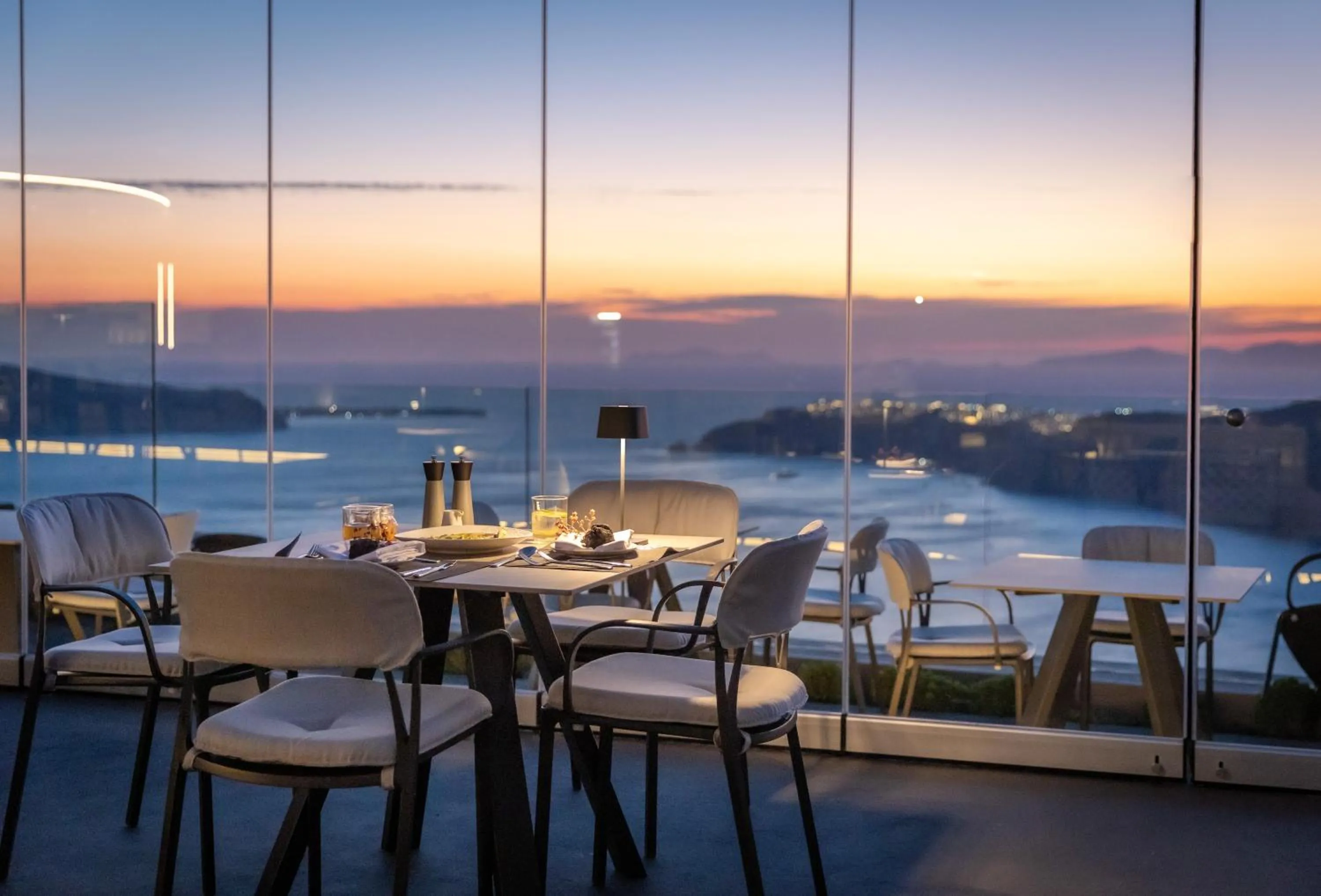 Restaurant/places to eat in Divine Cave Experience