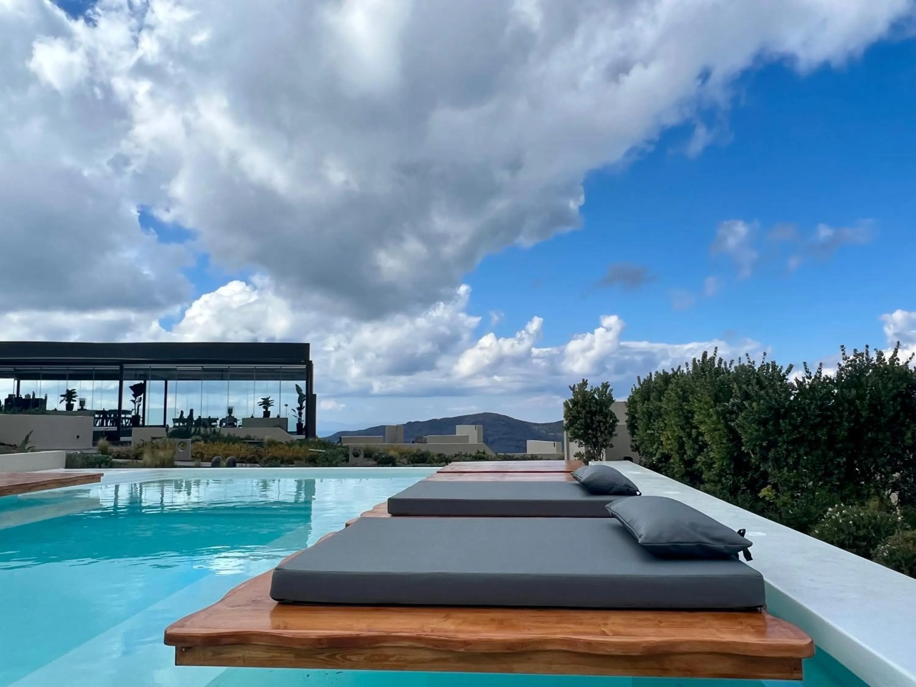 Swimming pool in Divine Cave Experience