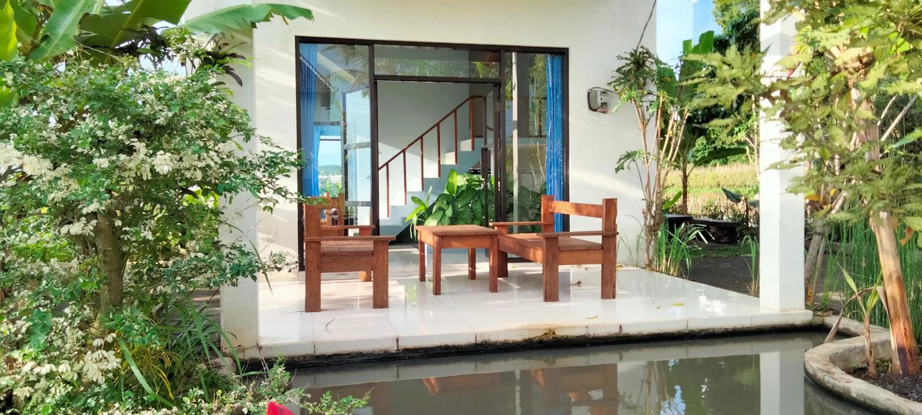 Balcony/Terrace in Villa Kebun Jeruk Syariah Malang by ecommerceloka