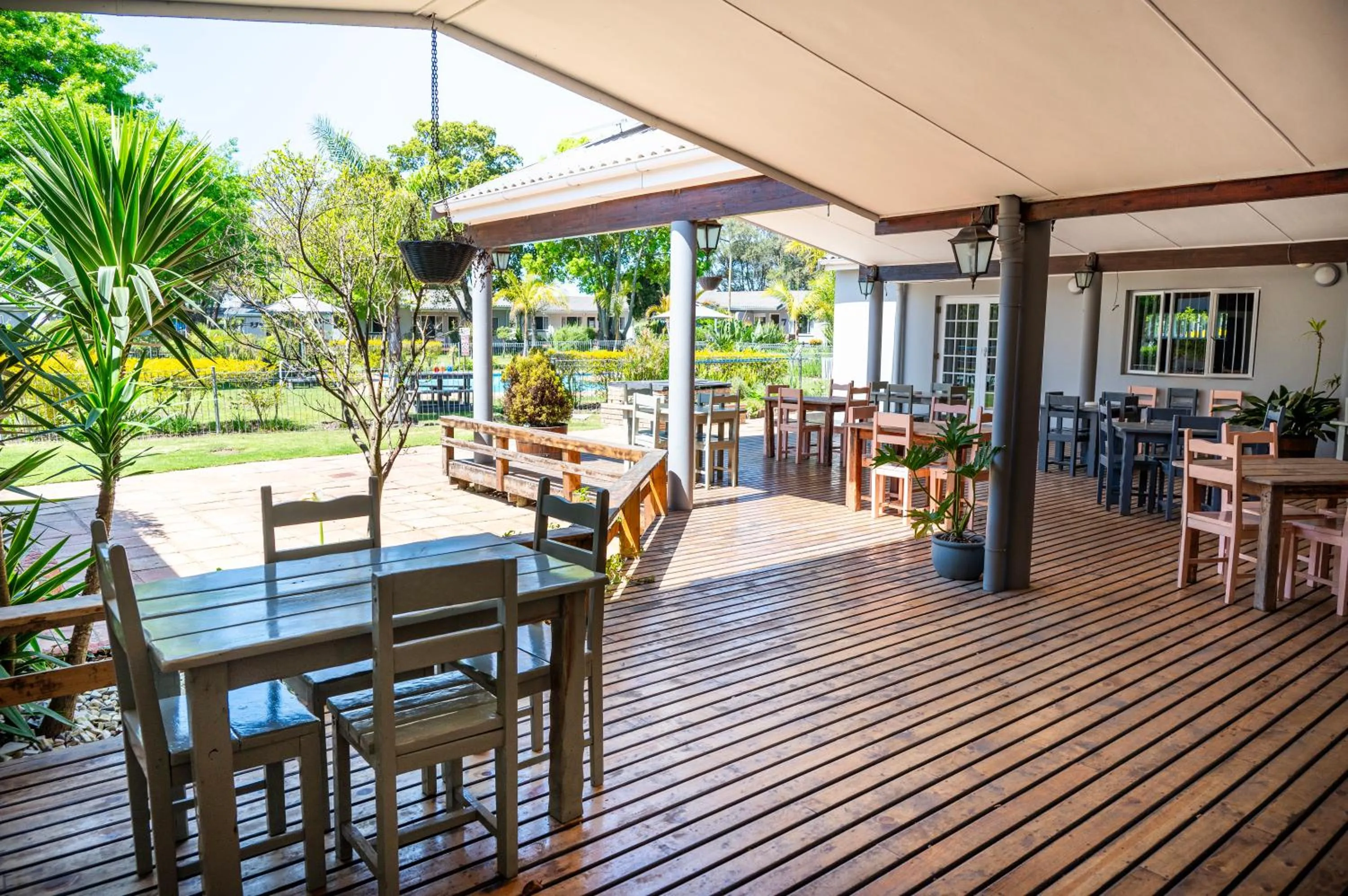 Restaurant/places to eat in Pine Lodge George