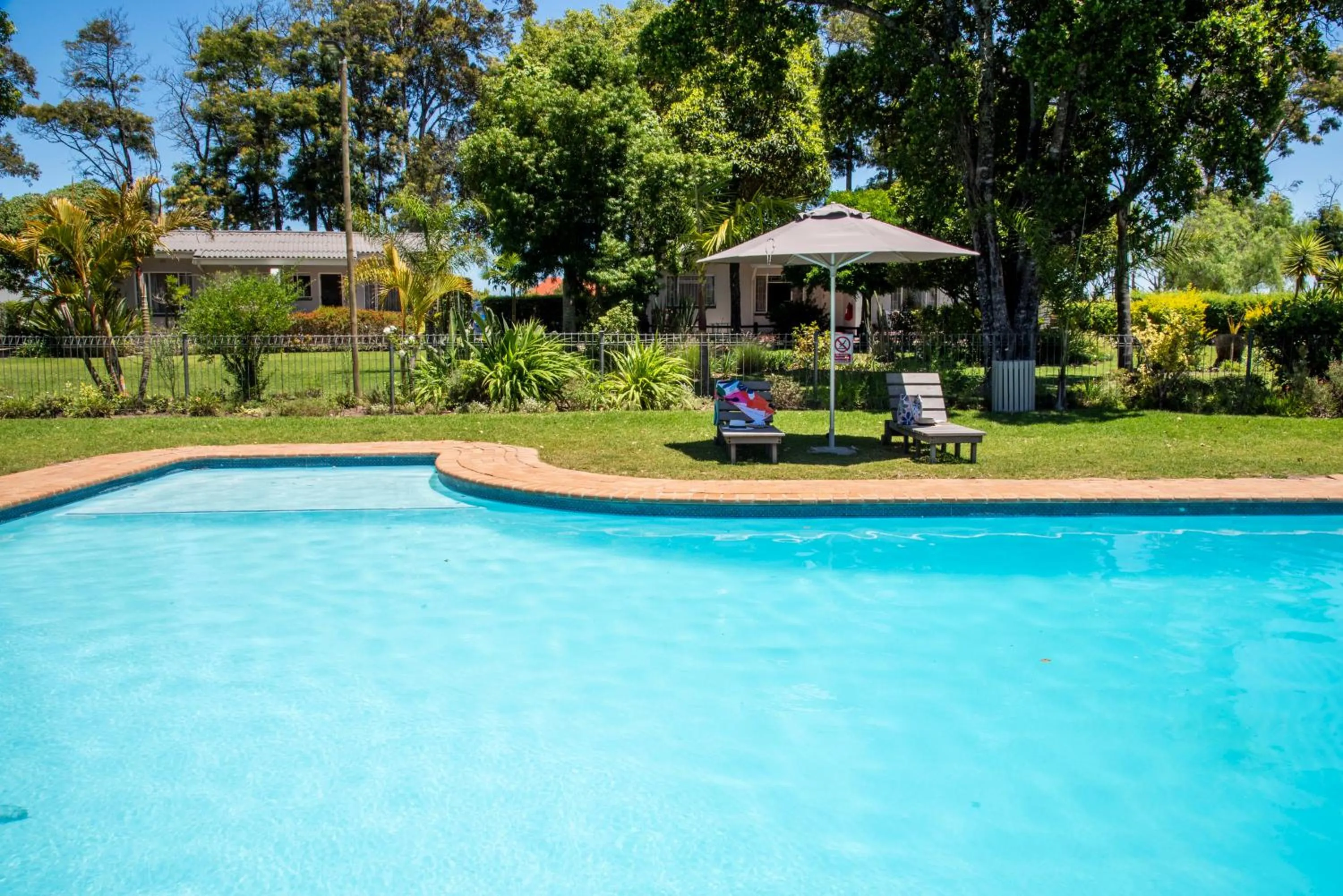 Swimming pool in Pine Lodge George