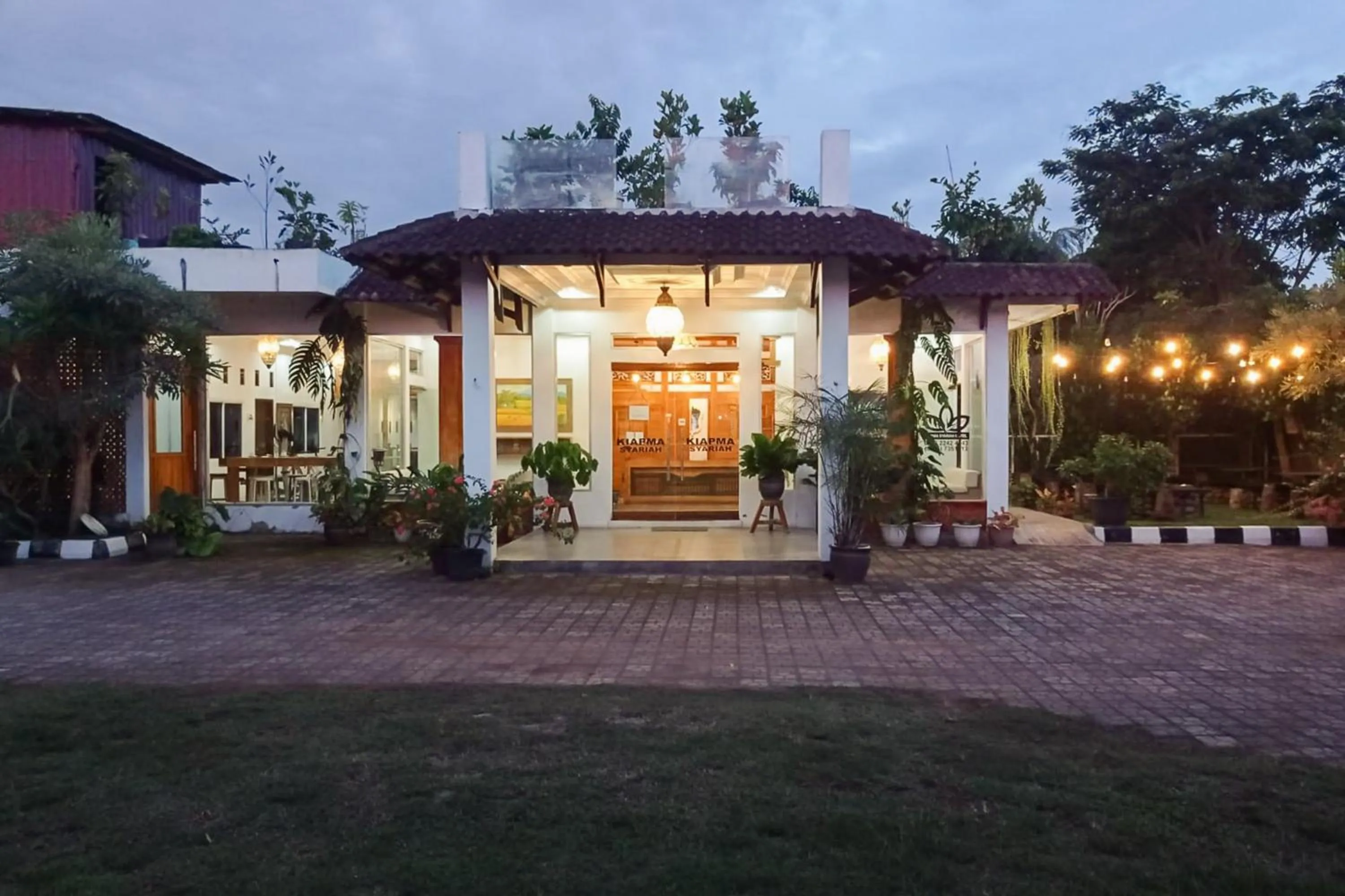 RedDoorz Syariah at Kiapma Hotel