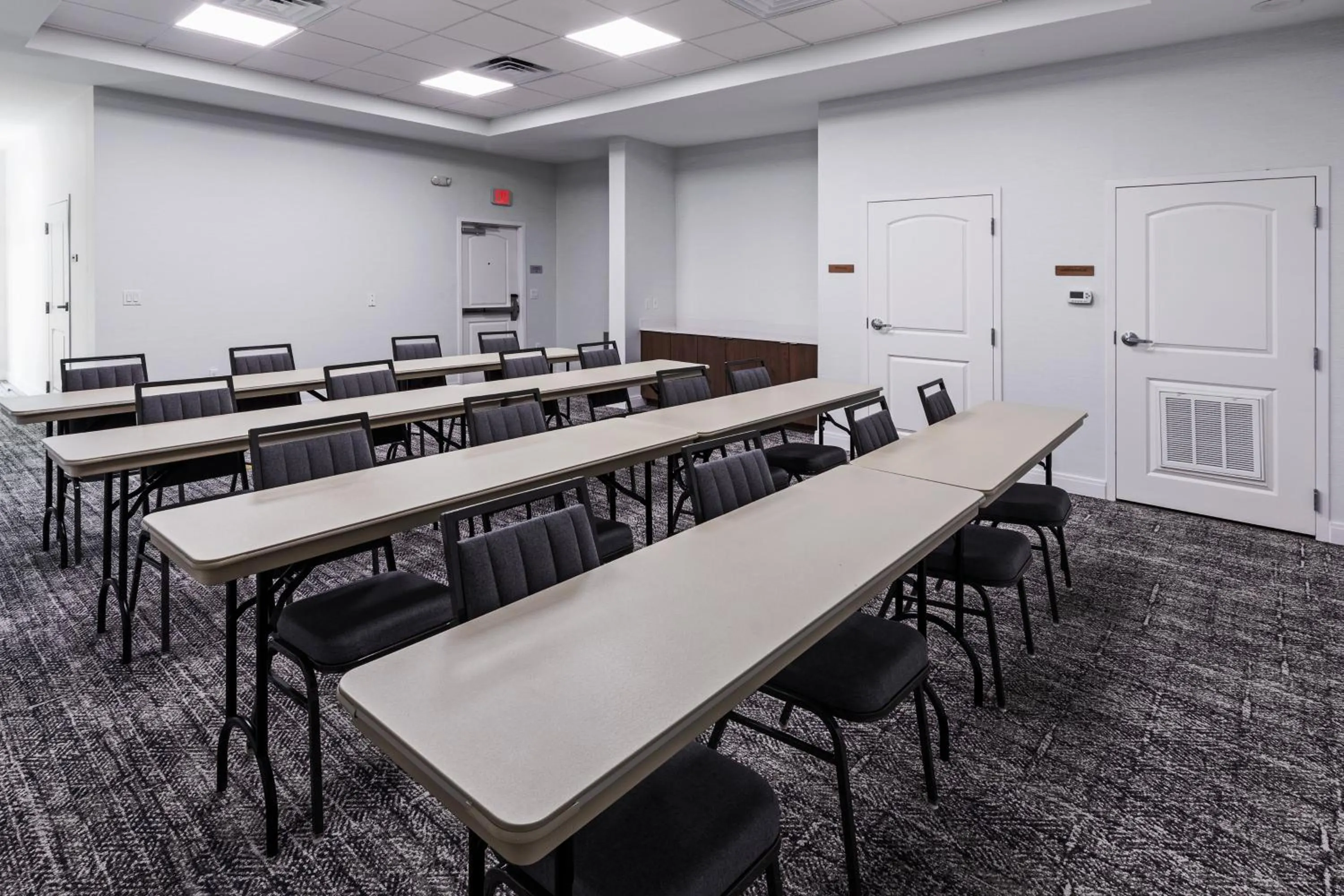 Meeting/conference room in Staybridge Suites - Portland by IHG
