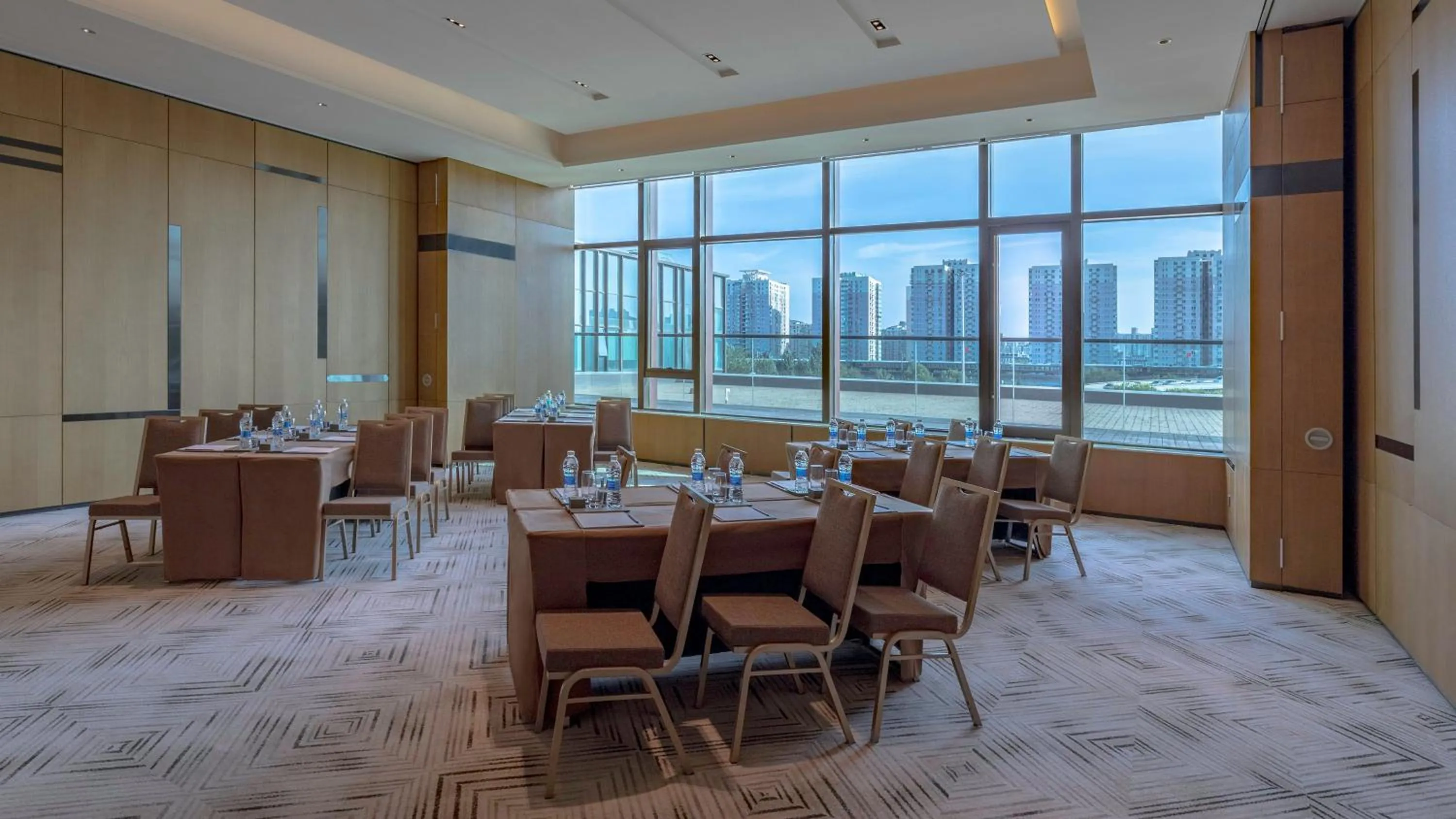 Meeting/conference room in HUALUXE Beijing Xinan