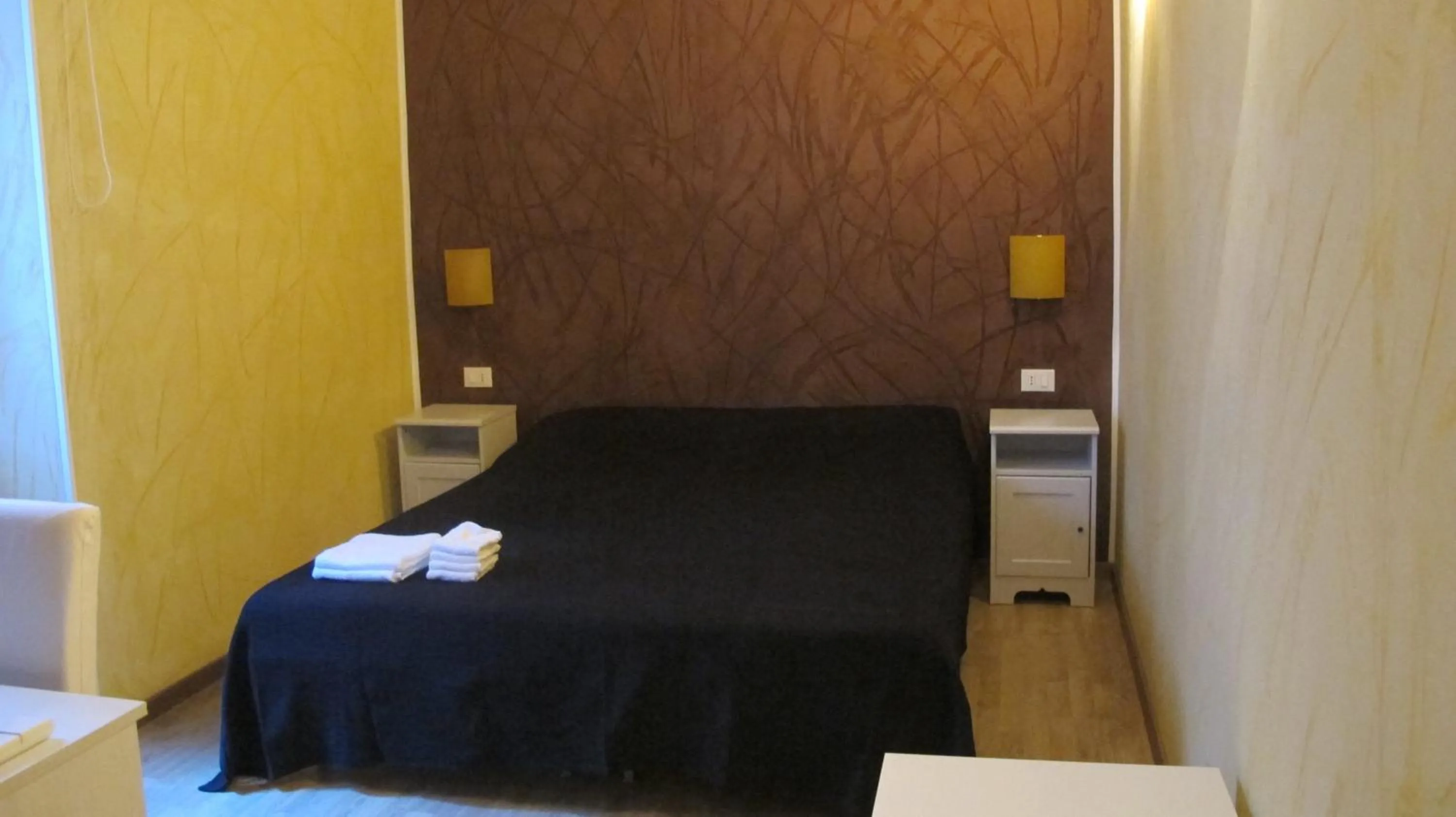 Photo of the whole room, Bed in B&B In Piazza