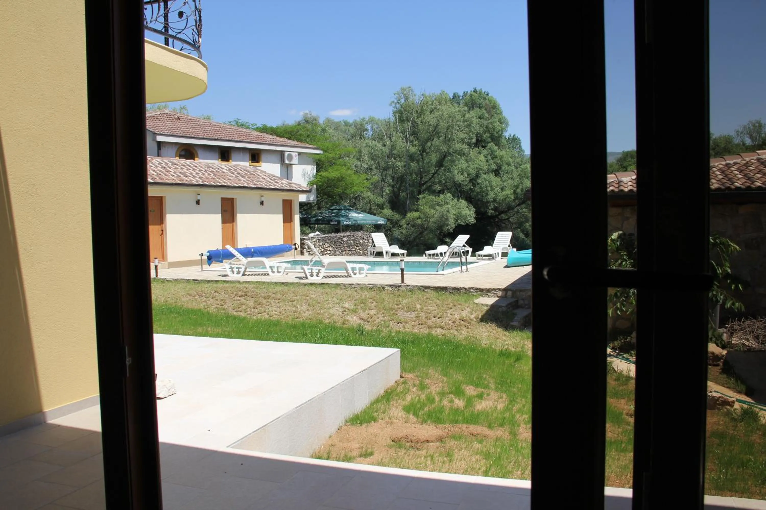 Pool view in Motel Kolo