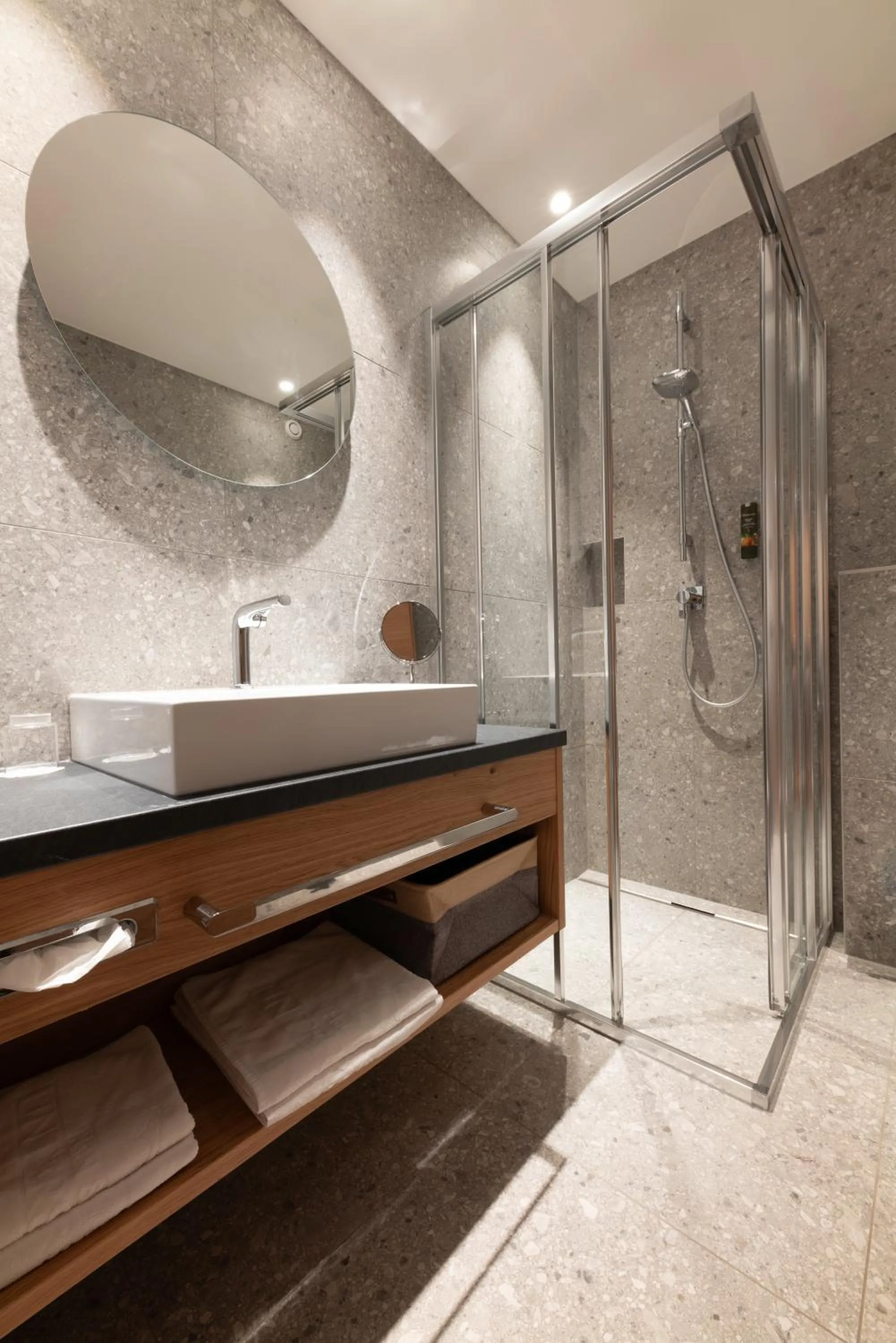 Bathroom in Hotel Untersberg