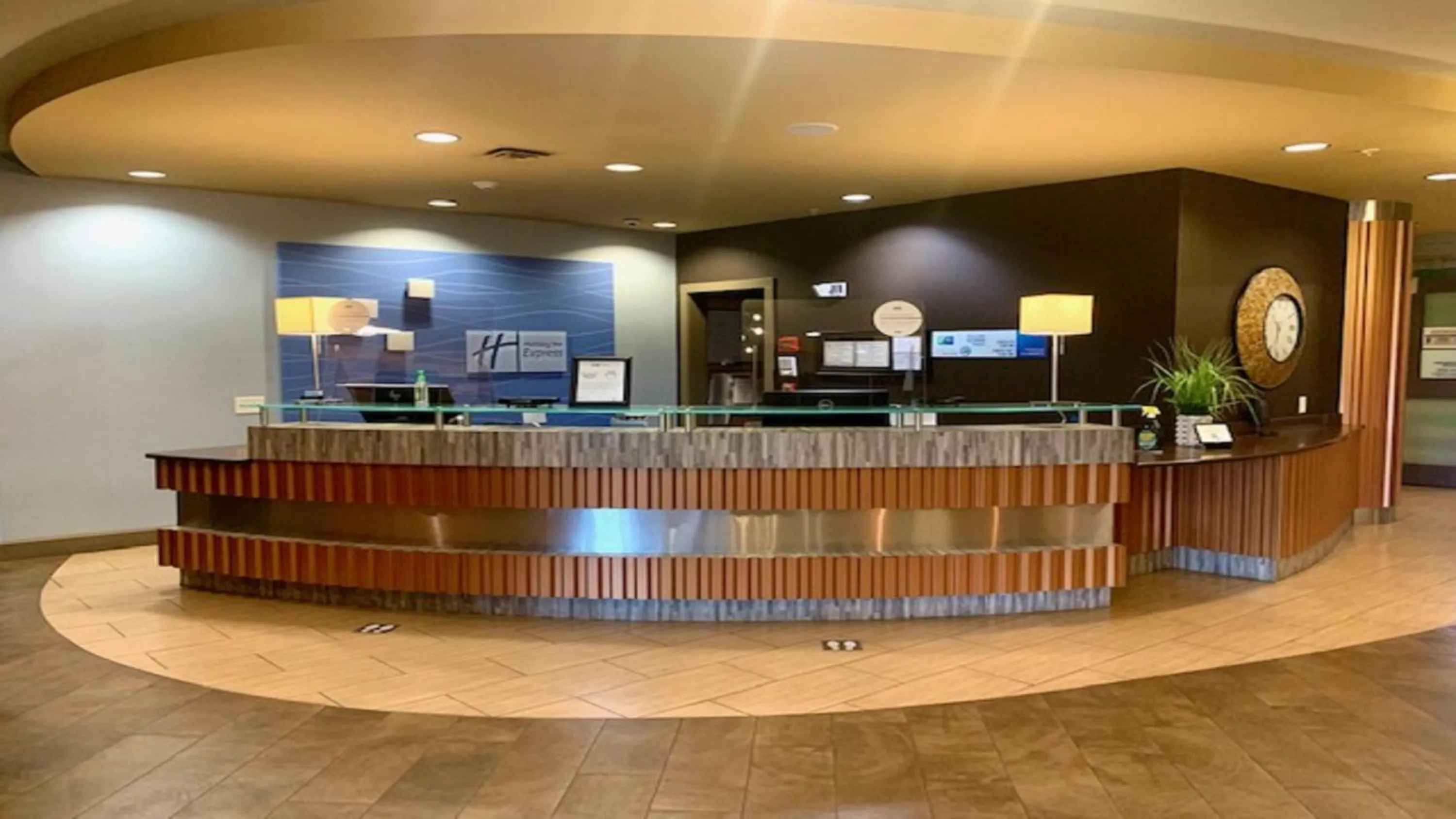 Property building in Holiday Inn Express & Suites Perry-National Fairground Area by IHG