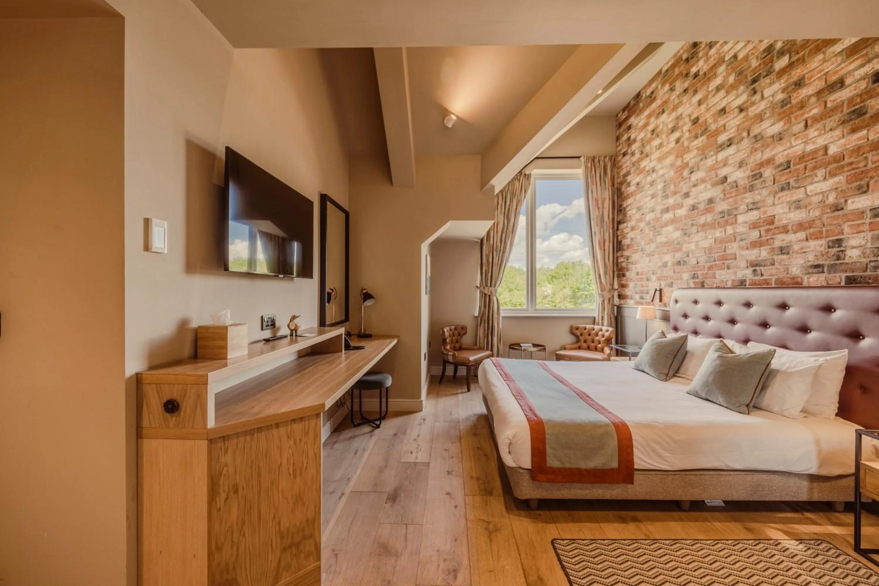 Bedroom, Bed in Sandburn Hall