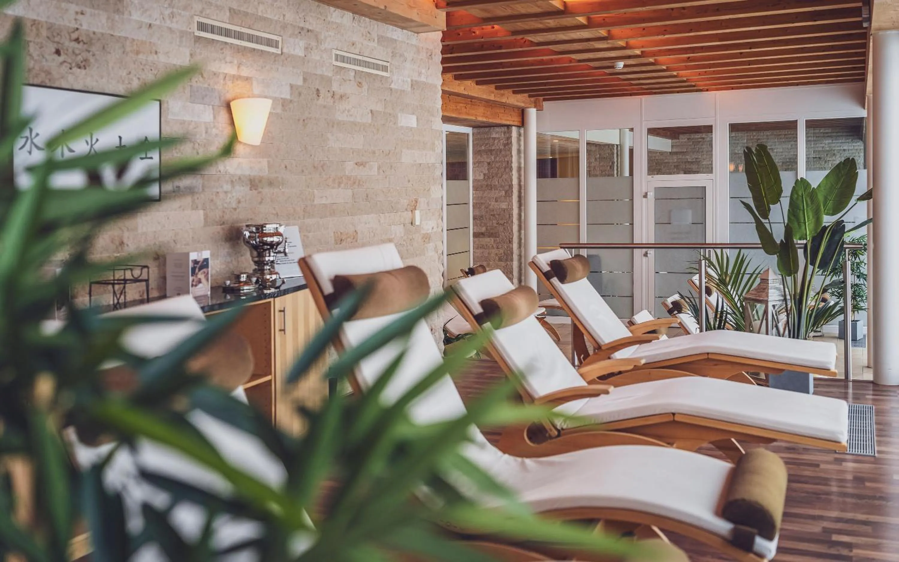 Spa and wellness centre/facilities in Mountain Plaza Hotel