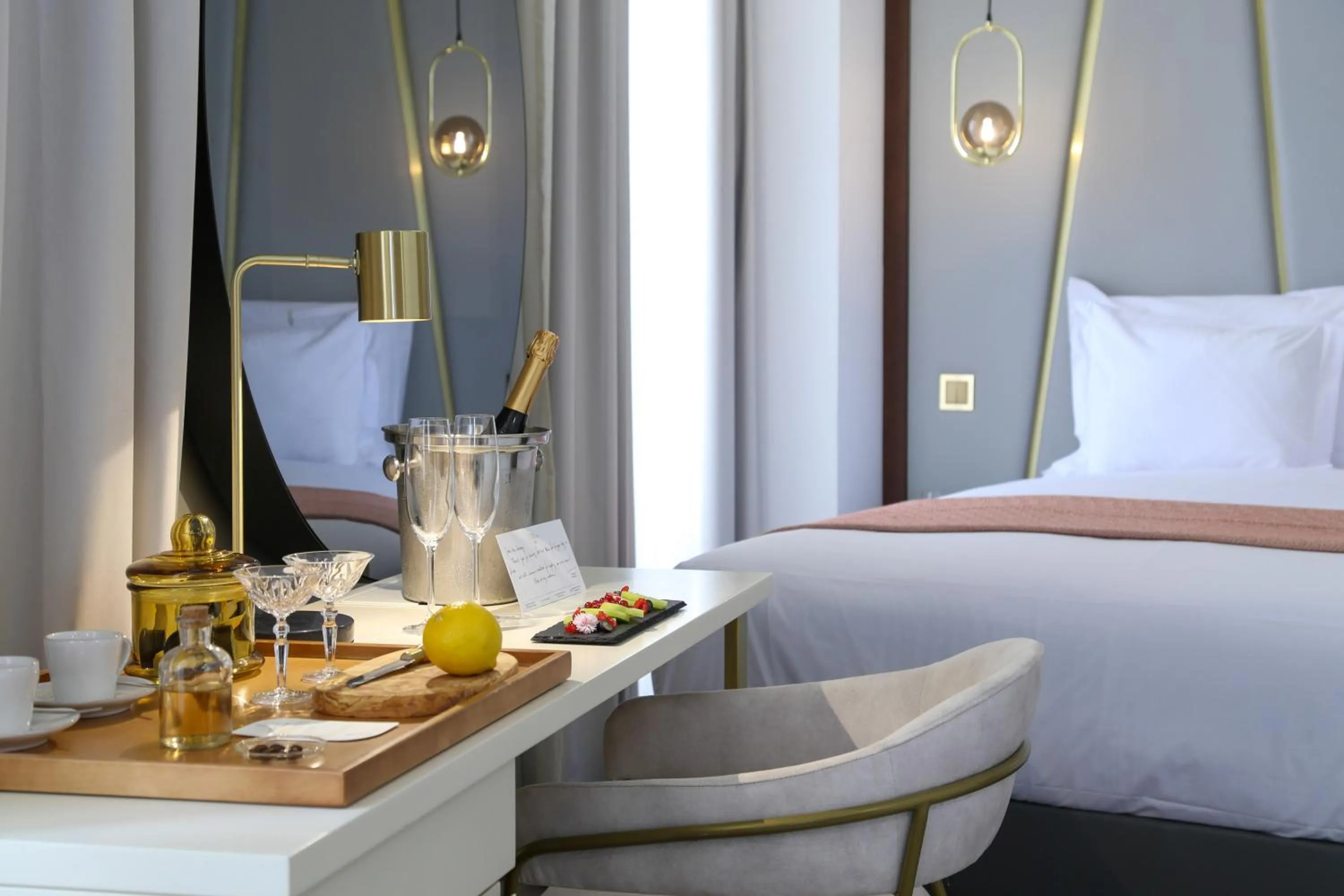 Photo of the whole room, Bed in Vincci Alfama