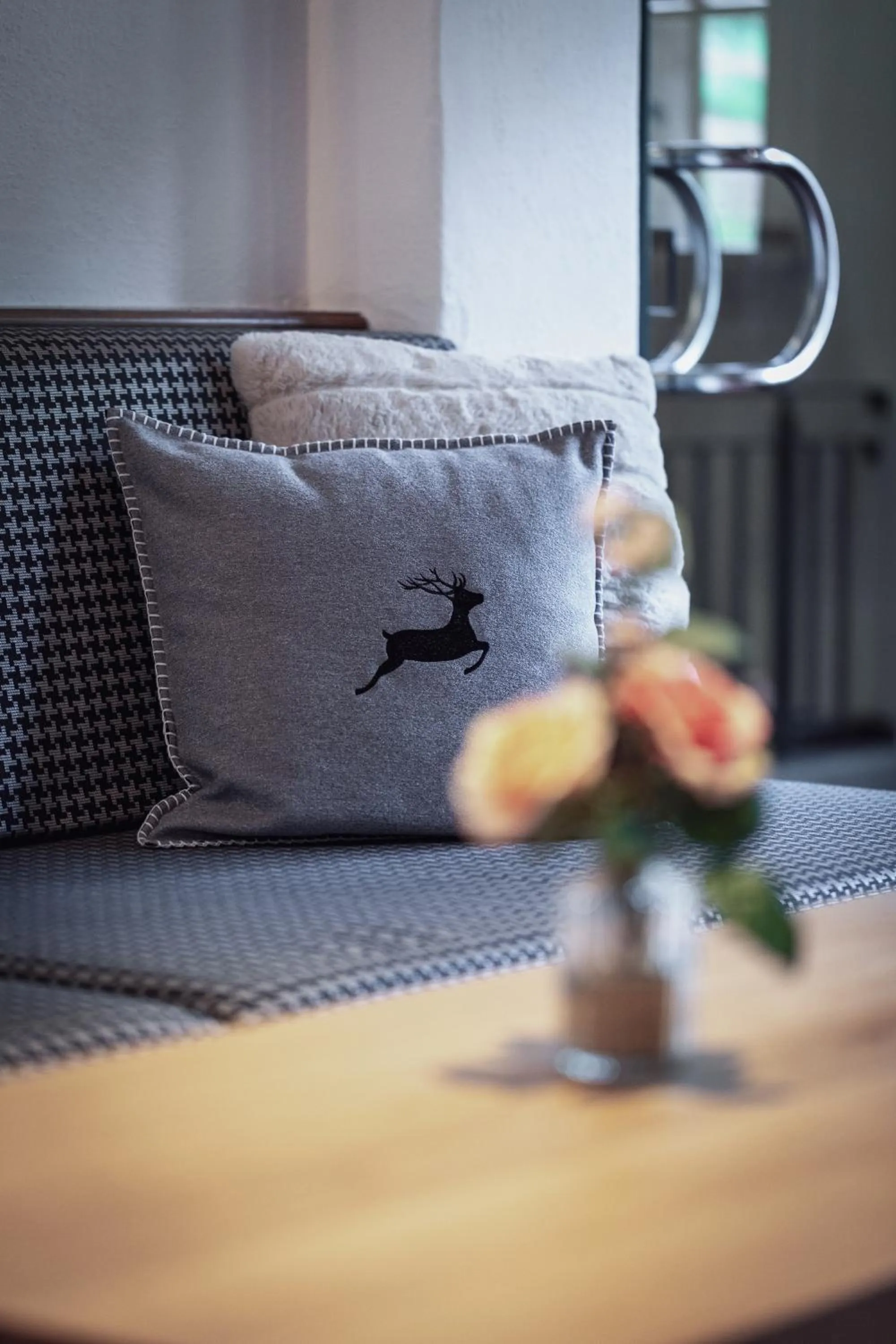 Lobby or reception in Sunstar Hotel Klosters