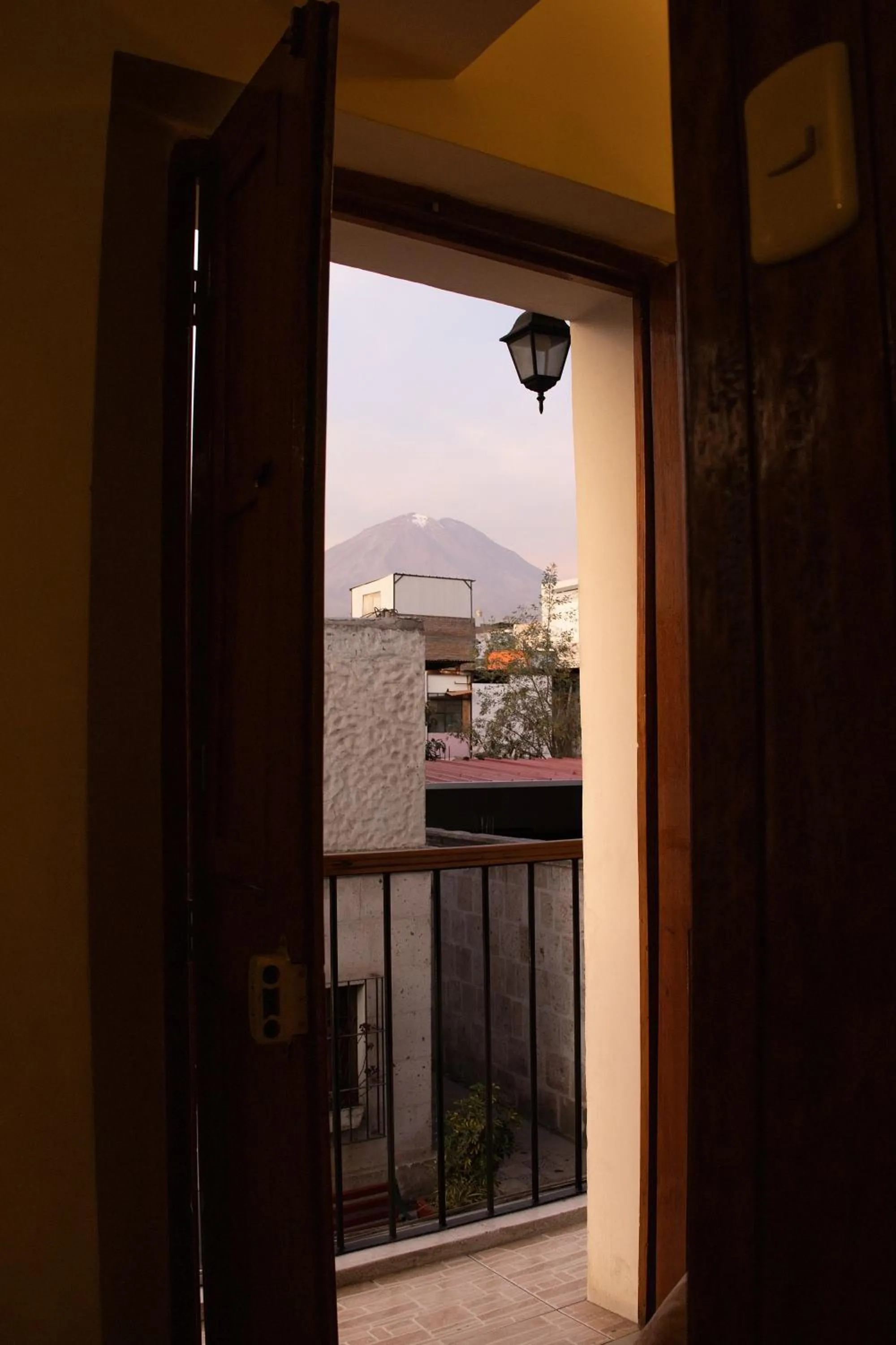 Day in Tambo del Solar