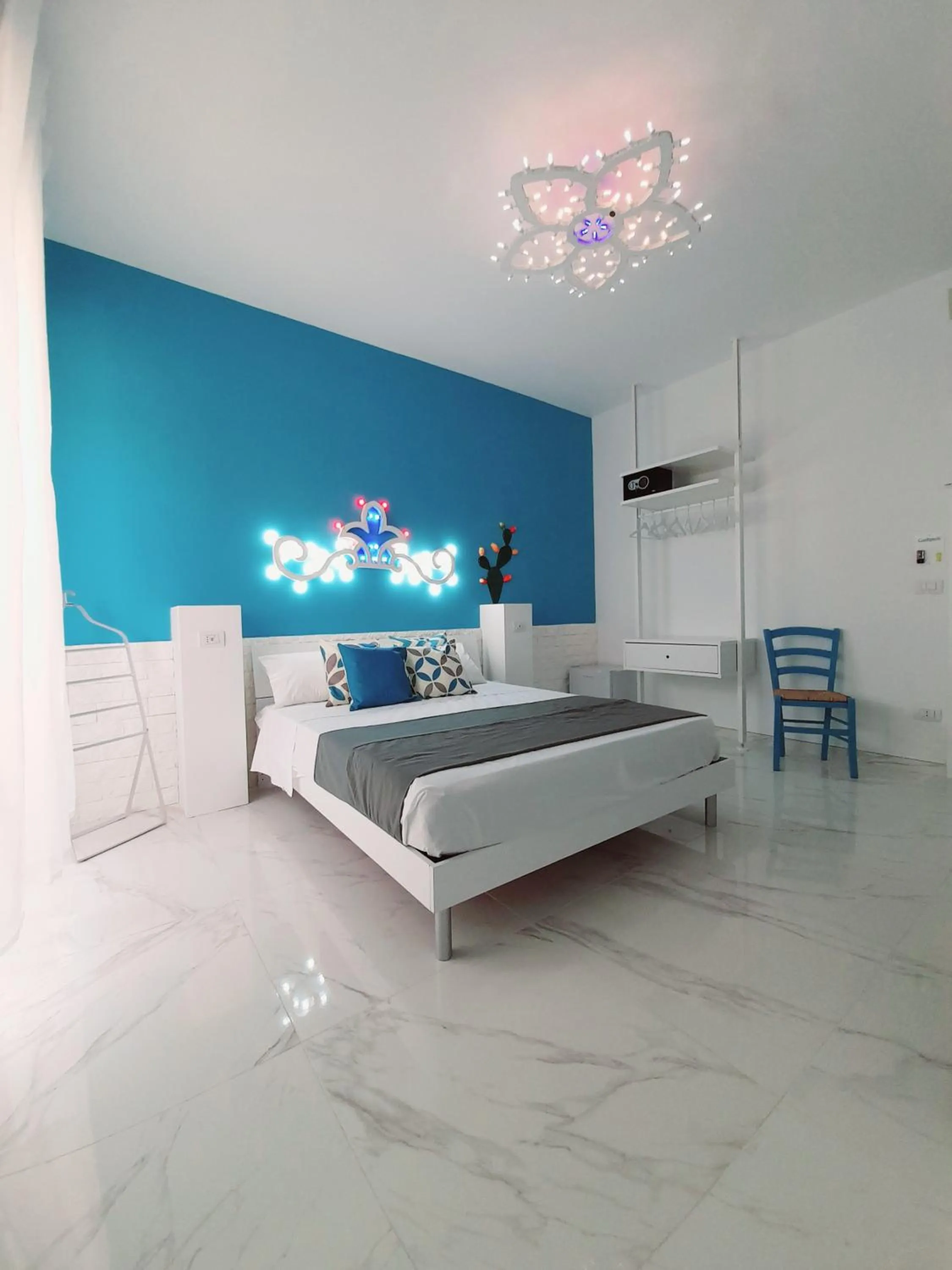 Bedroom, Bed in B&B Secret Suite