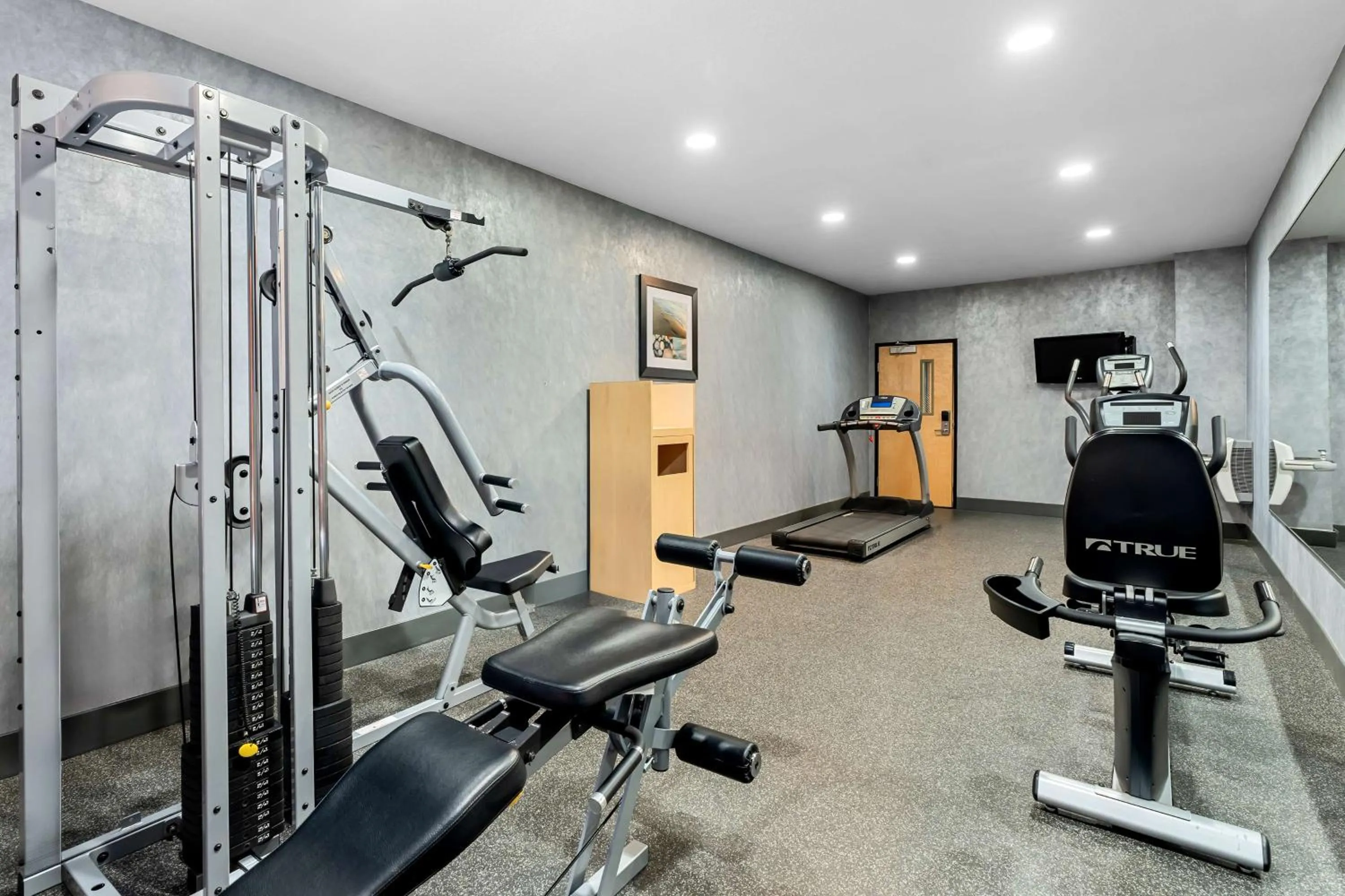 Fitness centre/facilities in Best Western Plus - Magee Inn & Suites