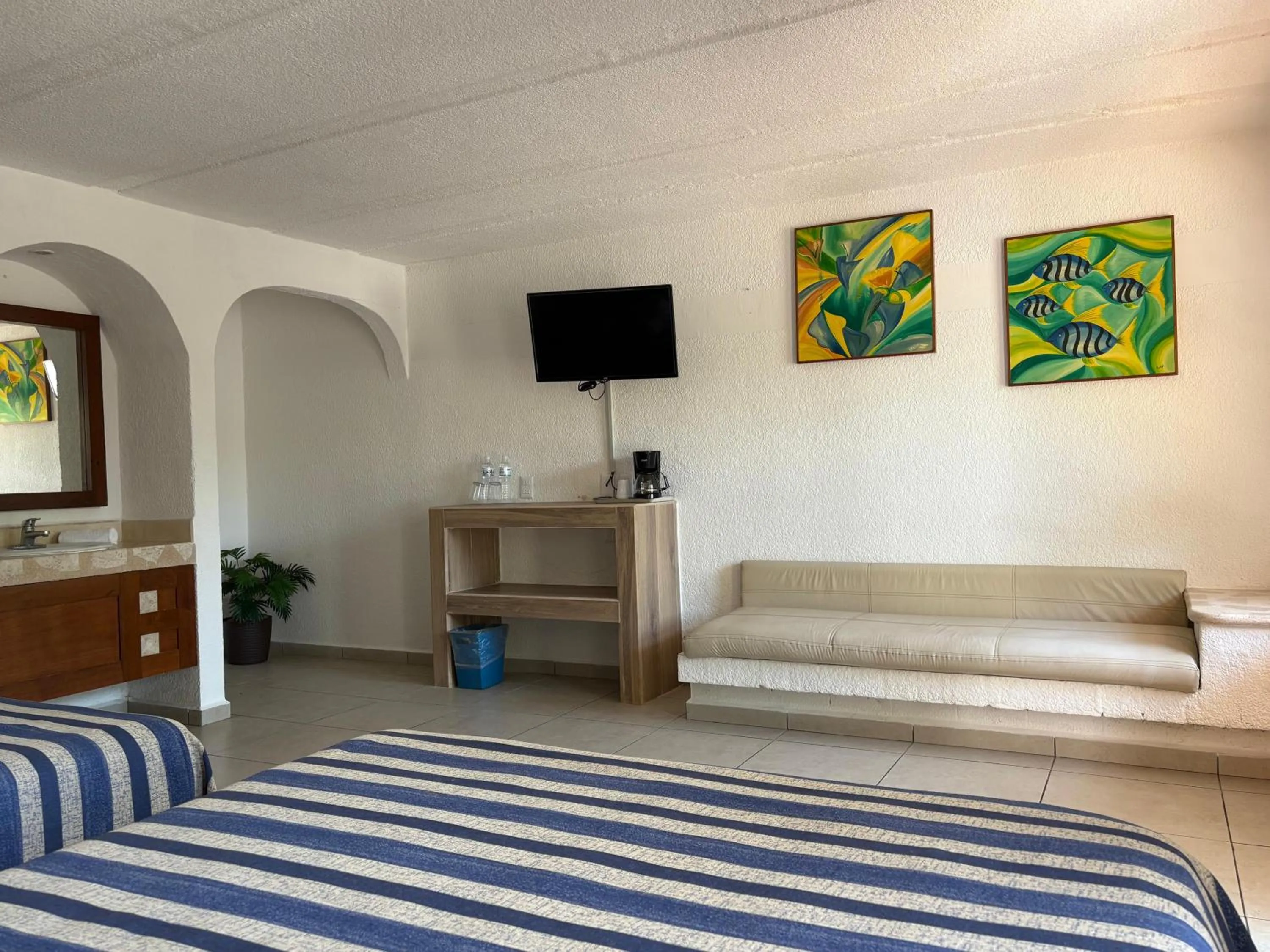 Property building, Bed in Hotel Torre Molino