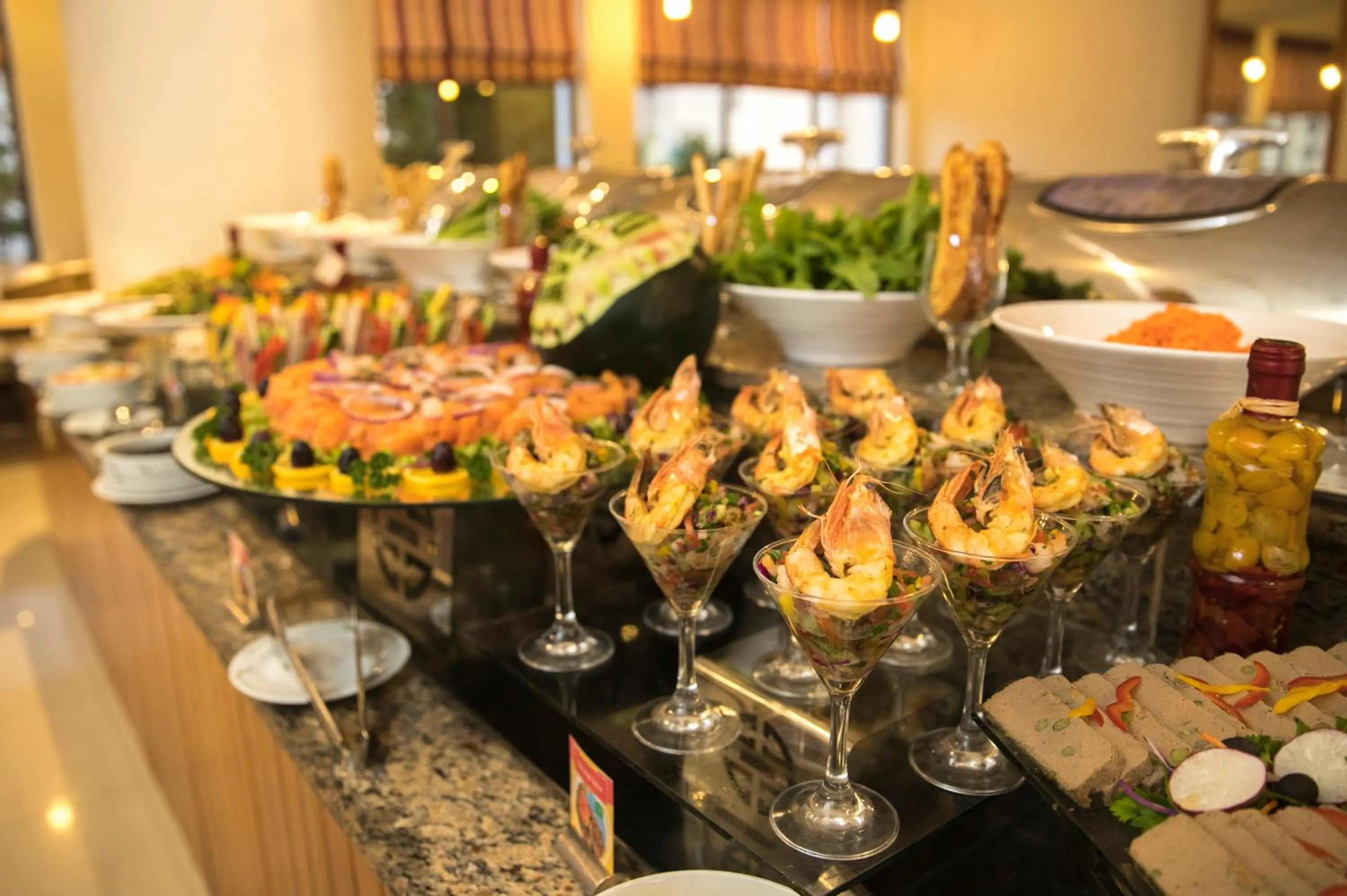 Restaurant/places to eat in Hotel Muscat Holiday