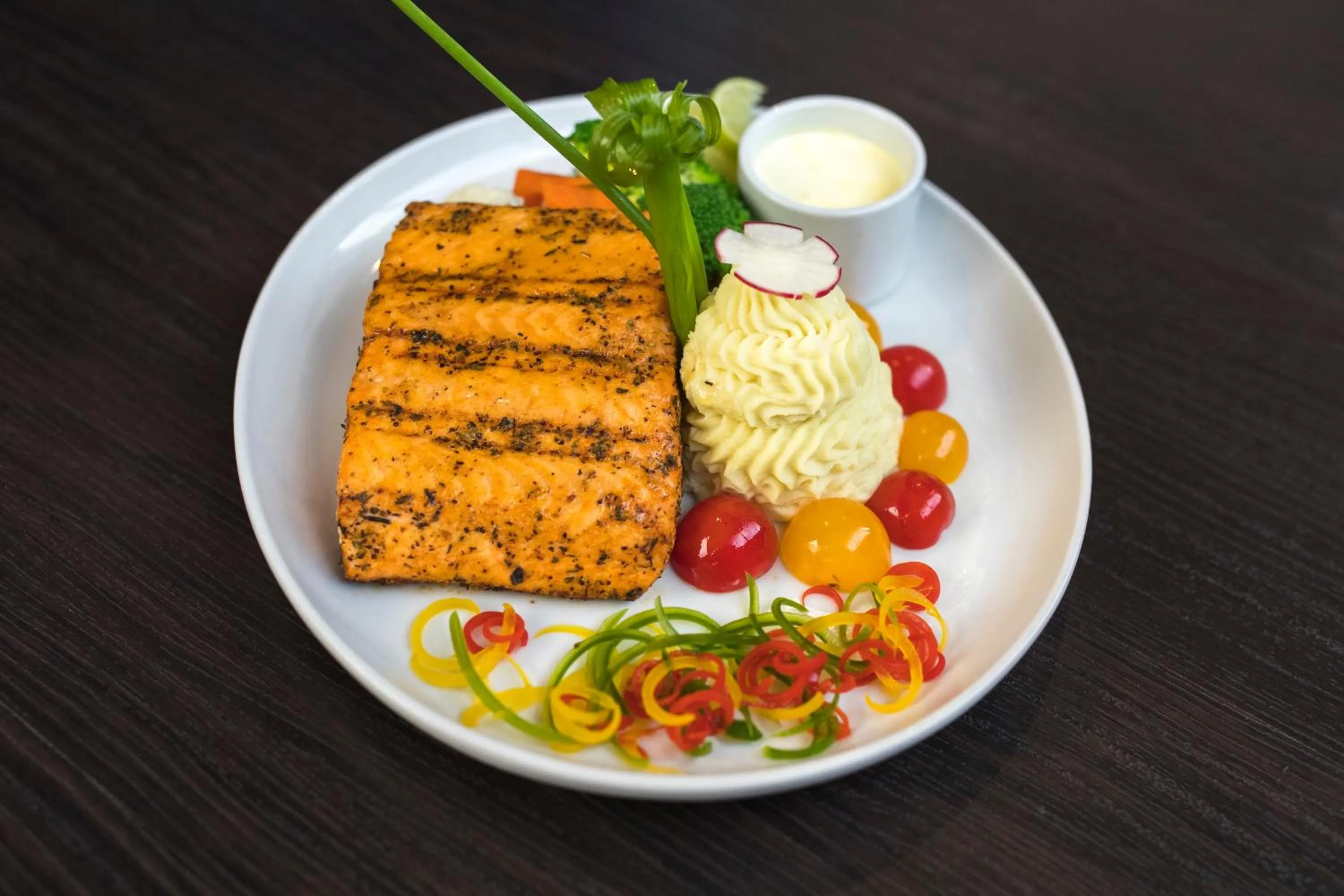 Food and drinks in Hotel Muscat Holiday