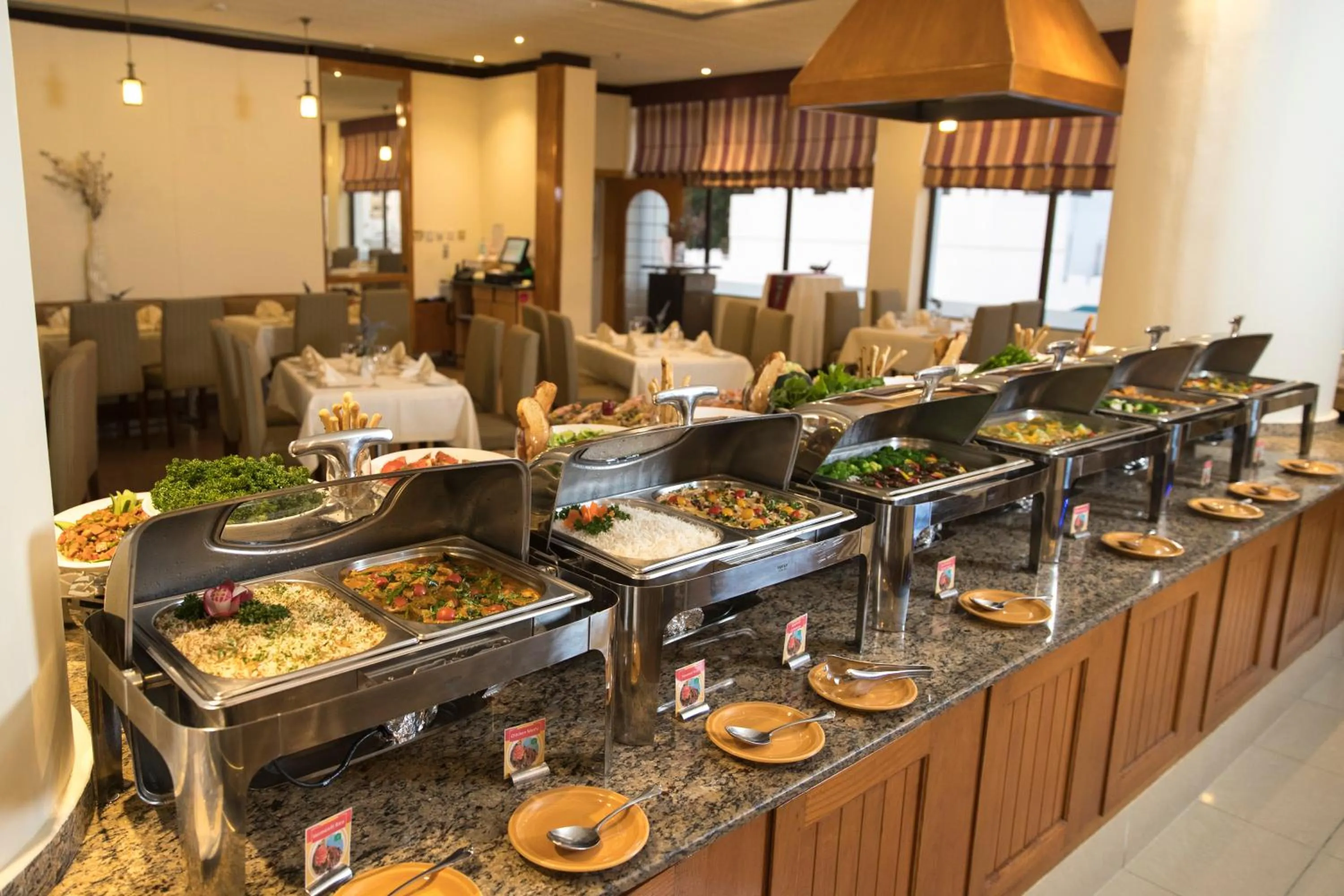 Restaurant/places to eat in Hotel Muscat Holiday