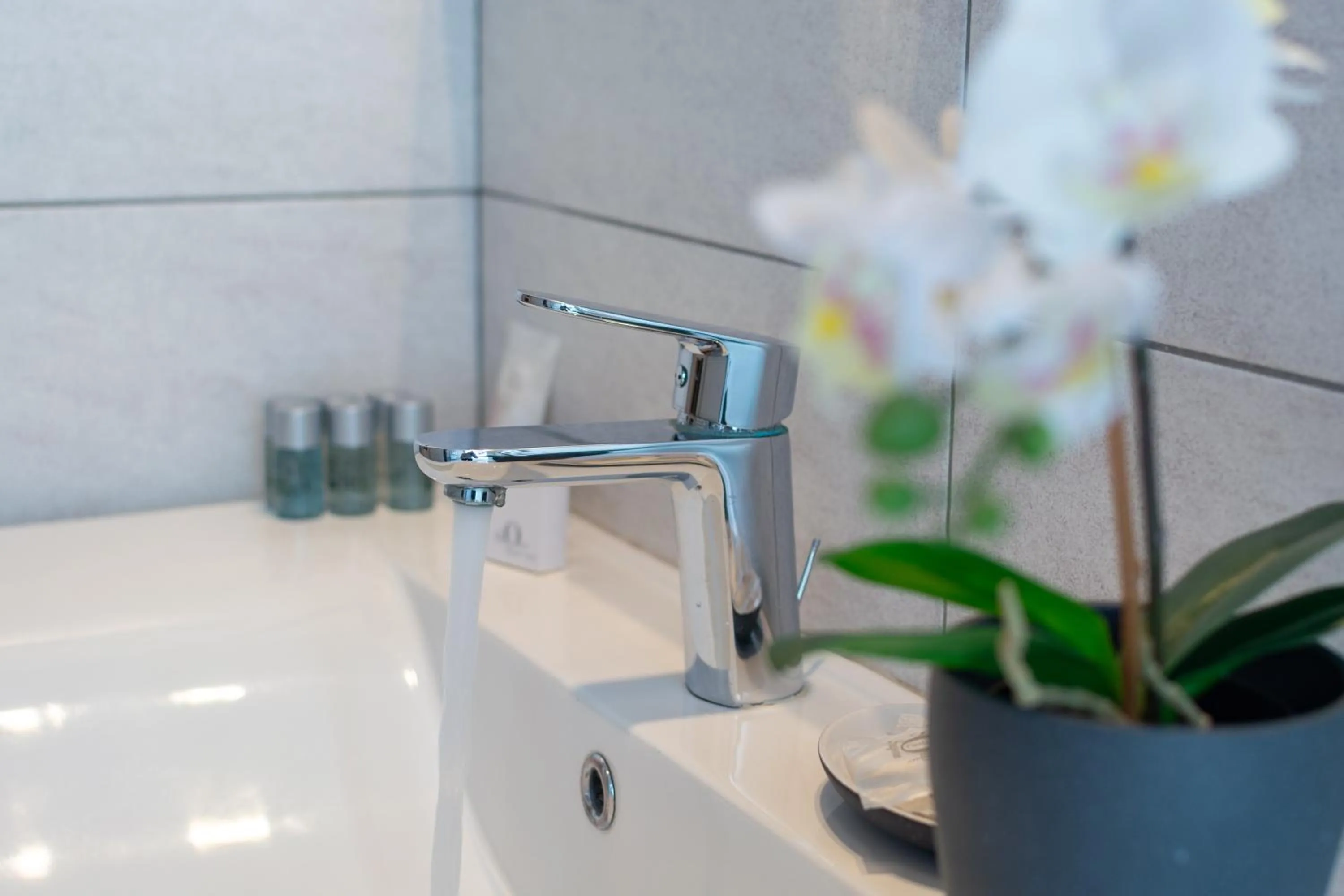 Decorative detail in 4 Star Bologna Train Station - Self Check-In