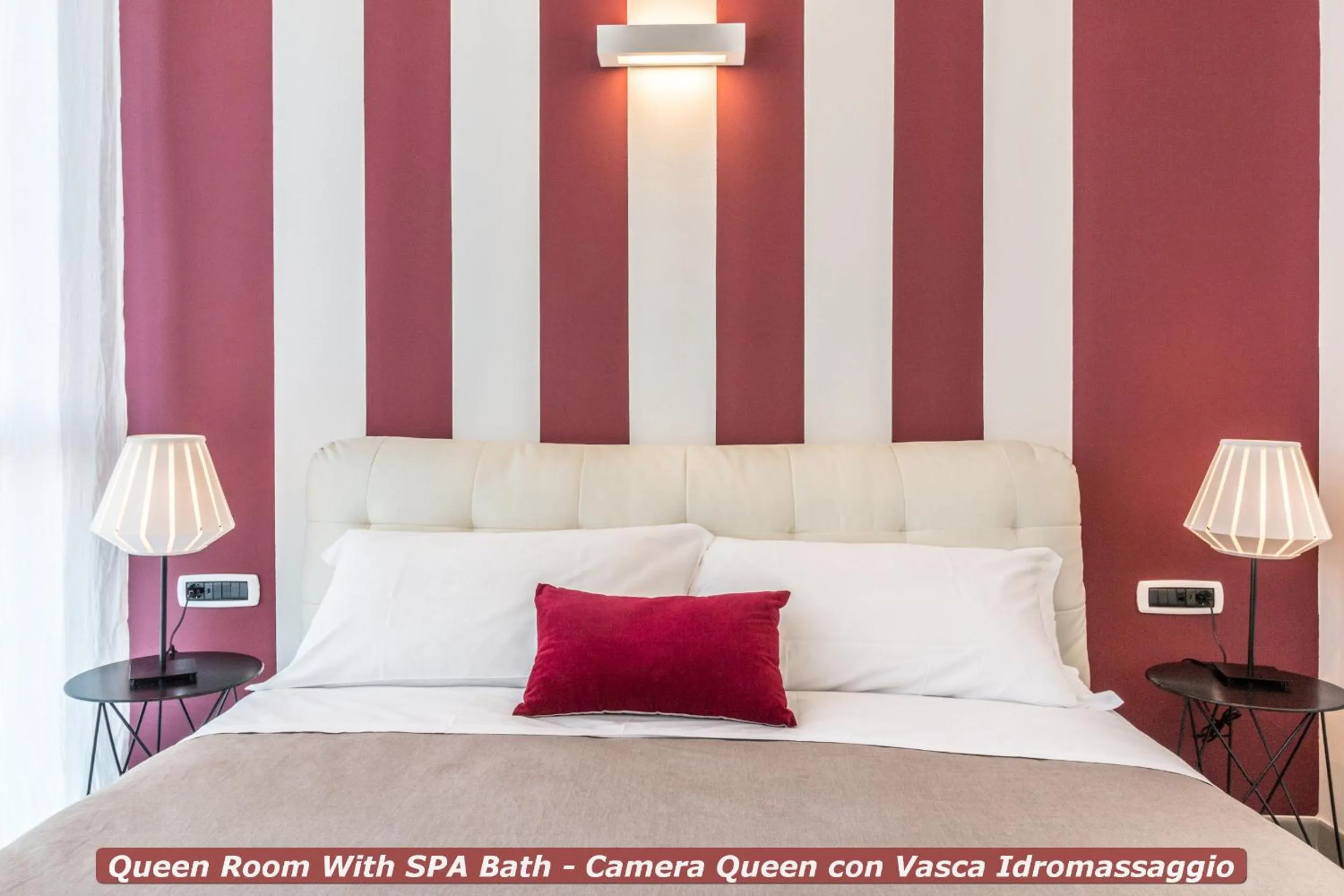 Bed in 4 Star Bologna Train Station - Self Check-In