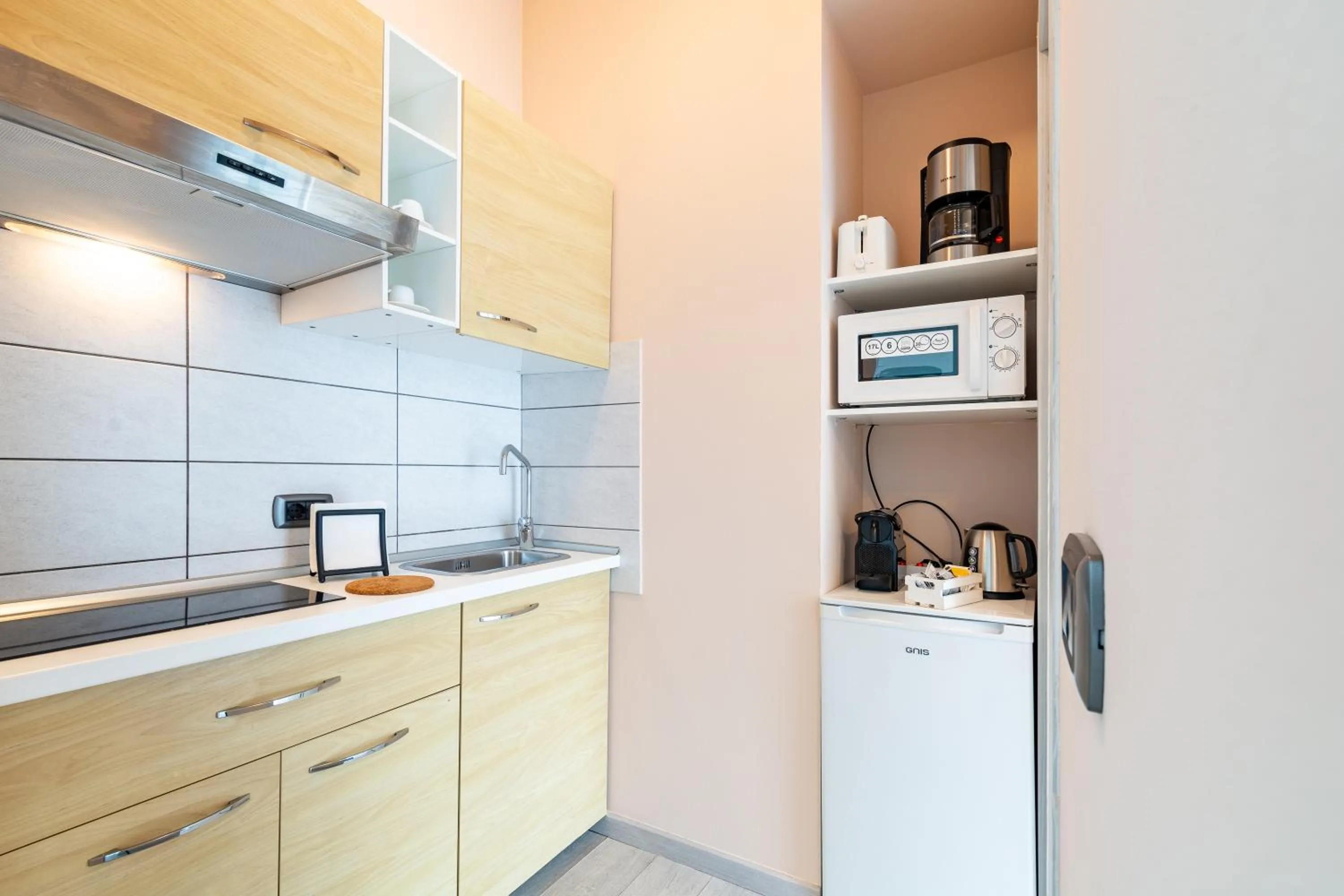 Kitchen or kitchenette in 4 Star Bologna Train Station - Self Check-In