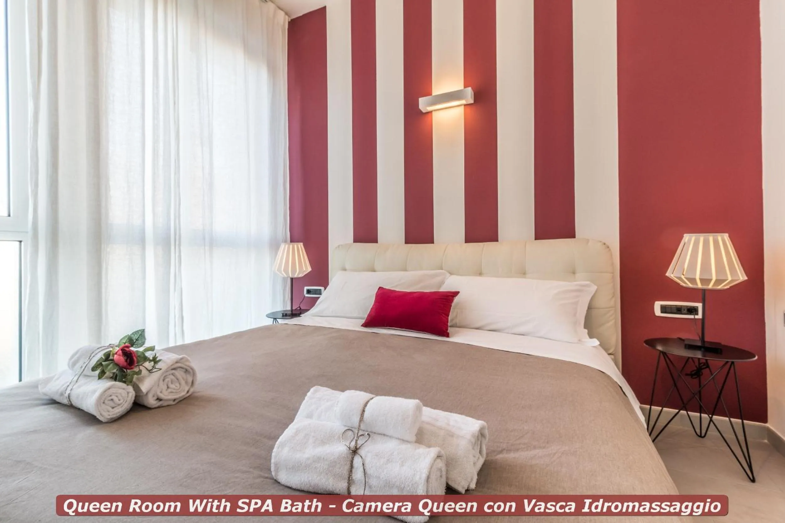 Bed in 4 Star Bologna Train Station - Self Check-In