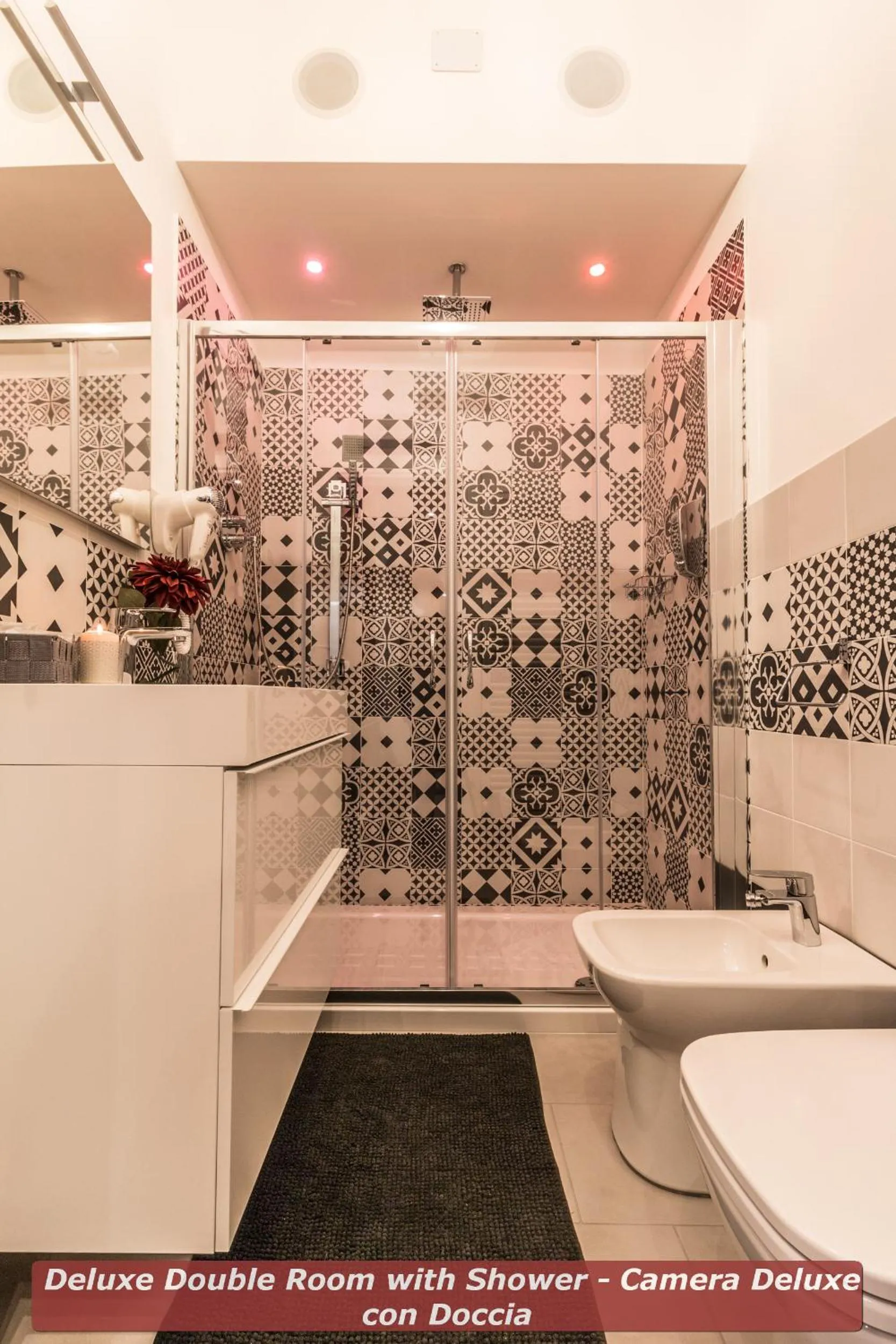 Bathroom in 4 Star Bologna Train Station - Self Check-In