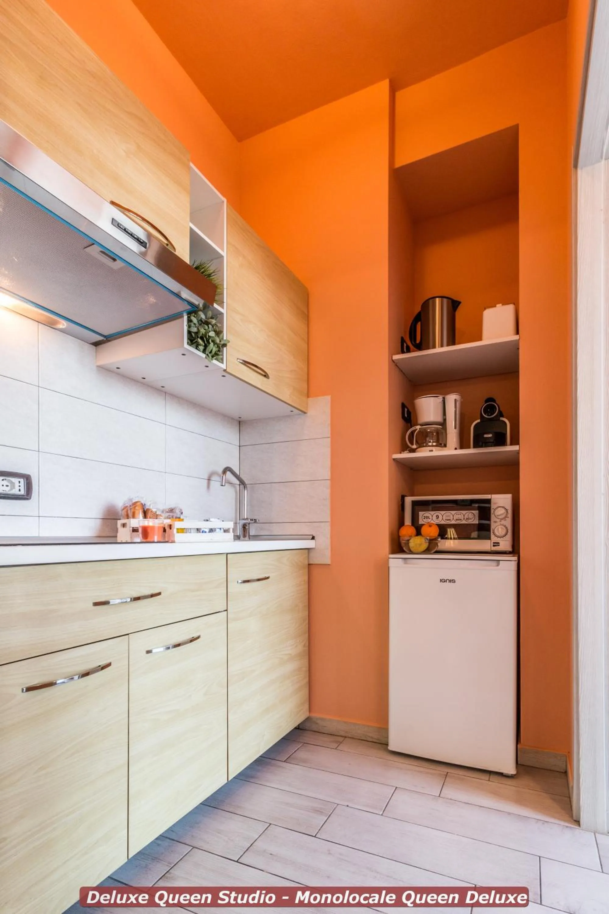 Kitchen or kitchenette in 4 Star Bologna Train Station - Self Check-In