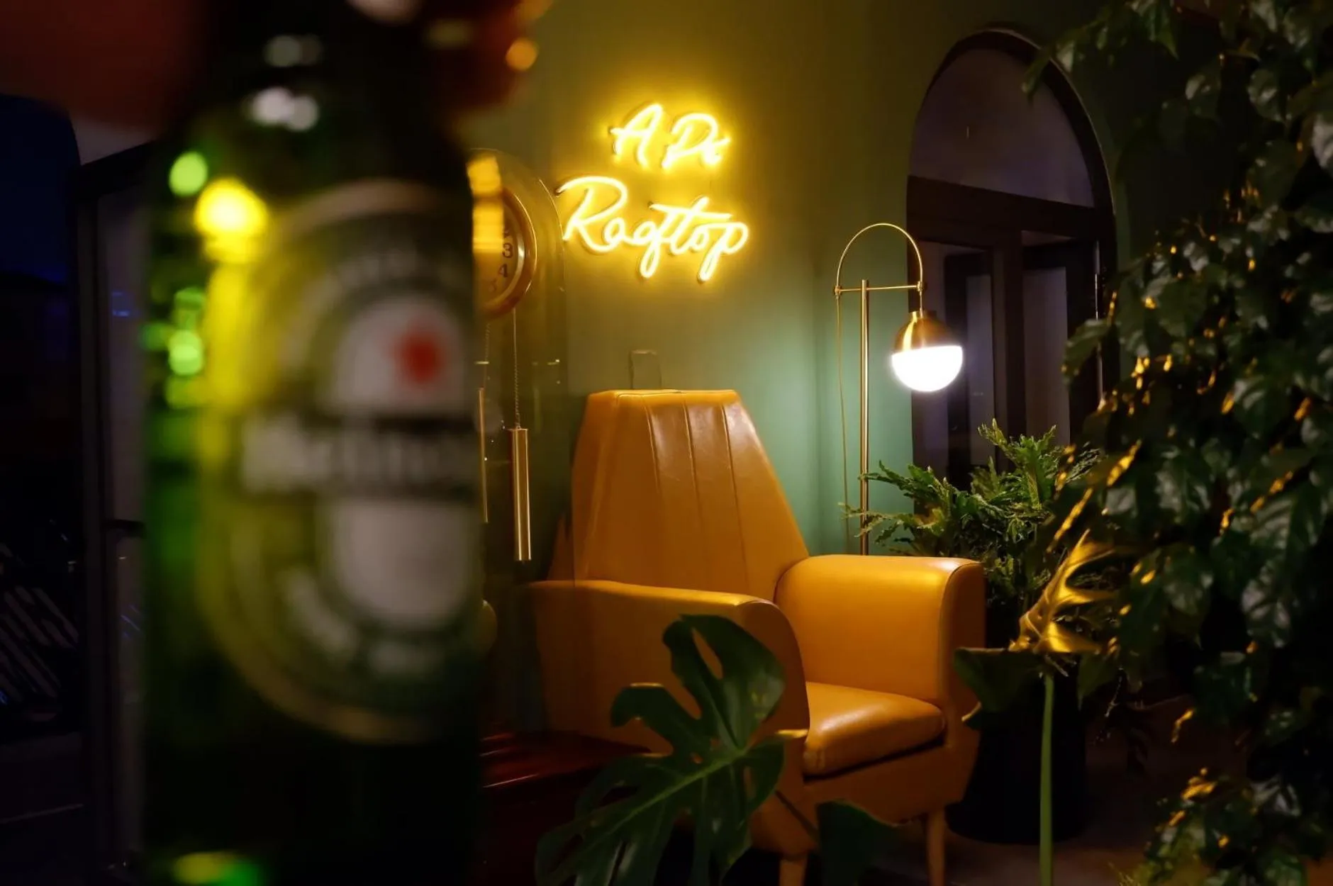 Restaurant/places to eat in Hera Boutique Hotel