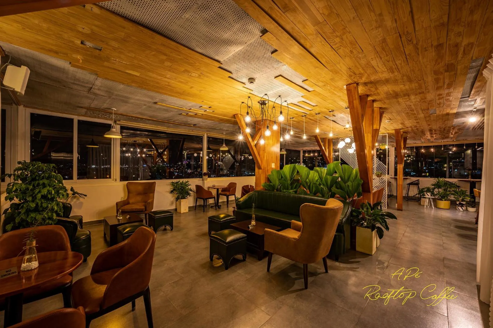 Restaurant/places to eat in Hera Boutique Hotel