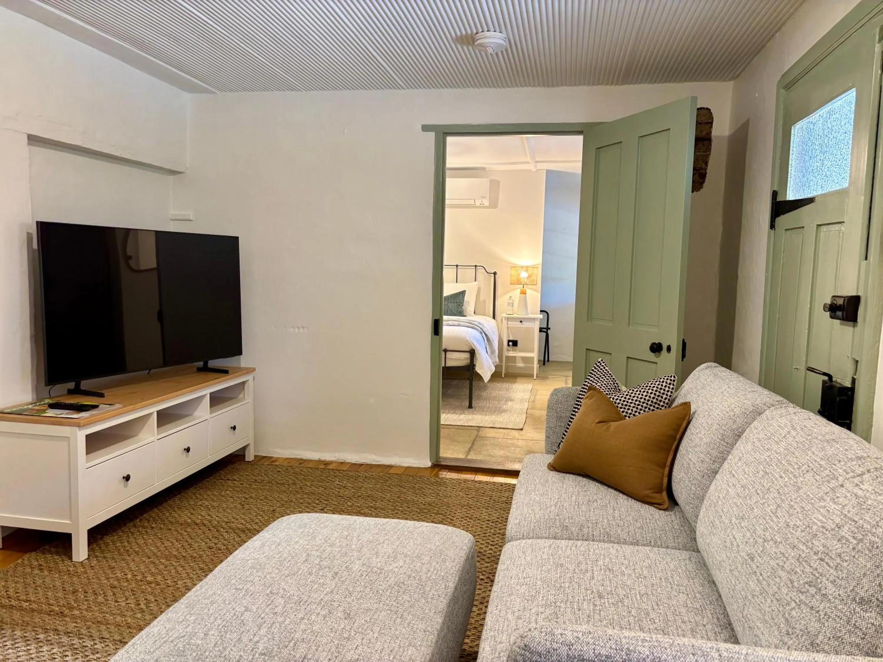 TV and multimedia, Bed in Goat Square House - Historic Row Cottages