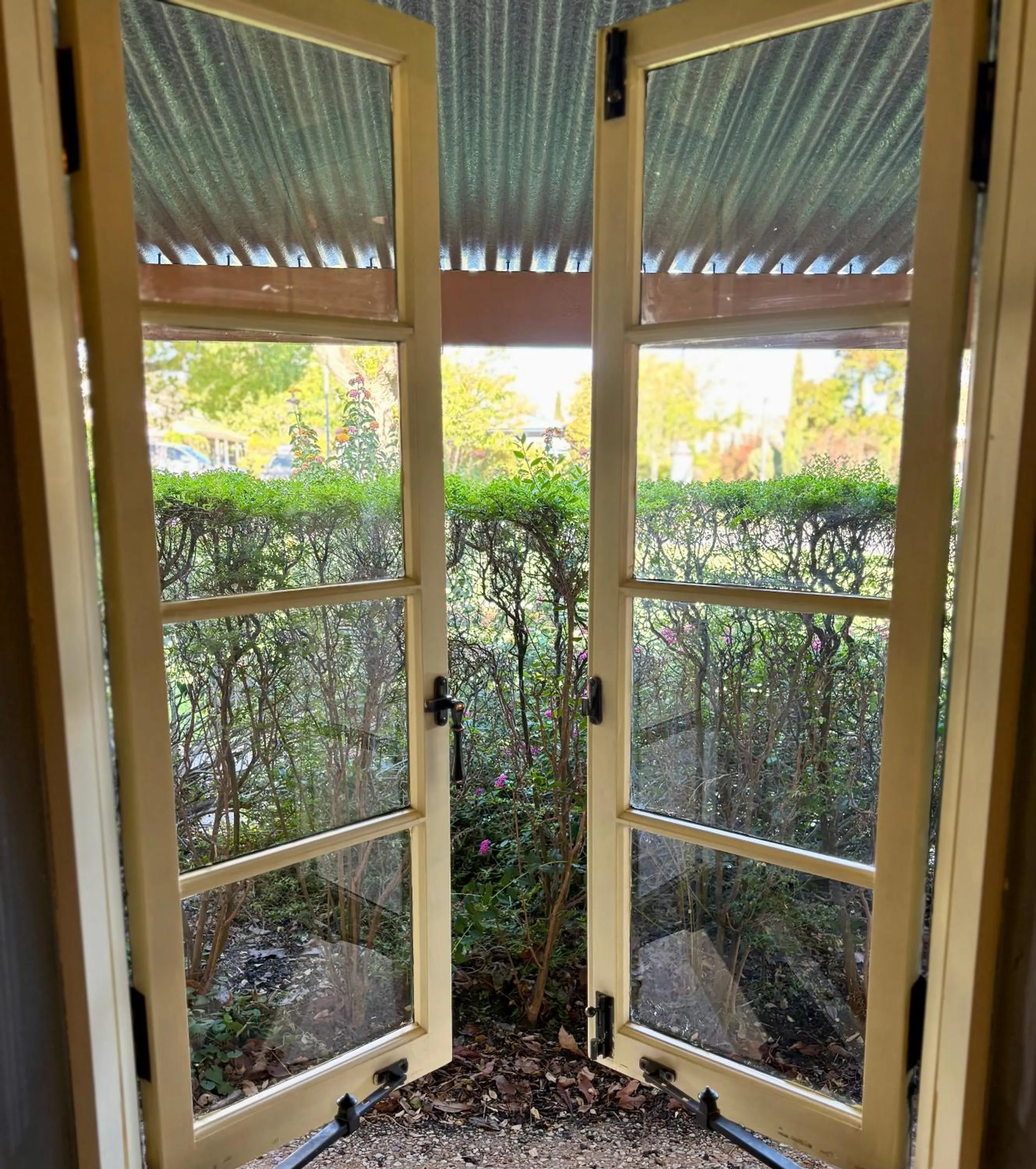 Garden in Goat Square House - Historic Row Cottages