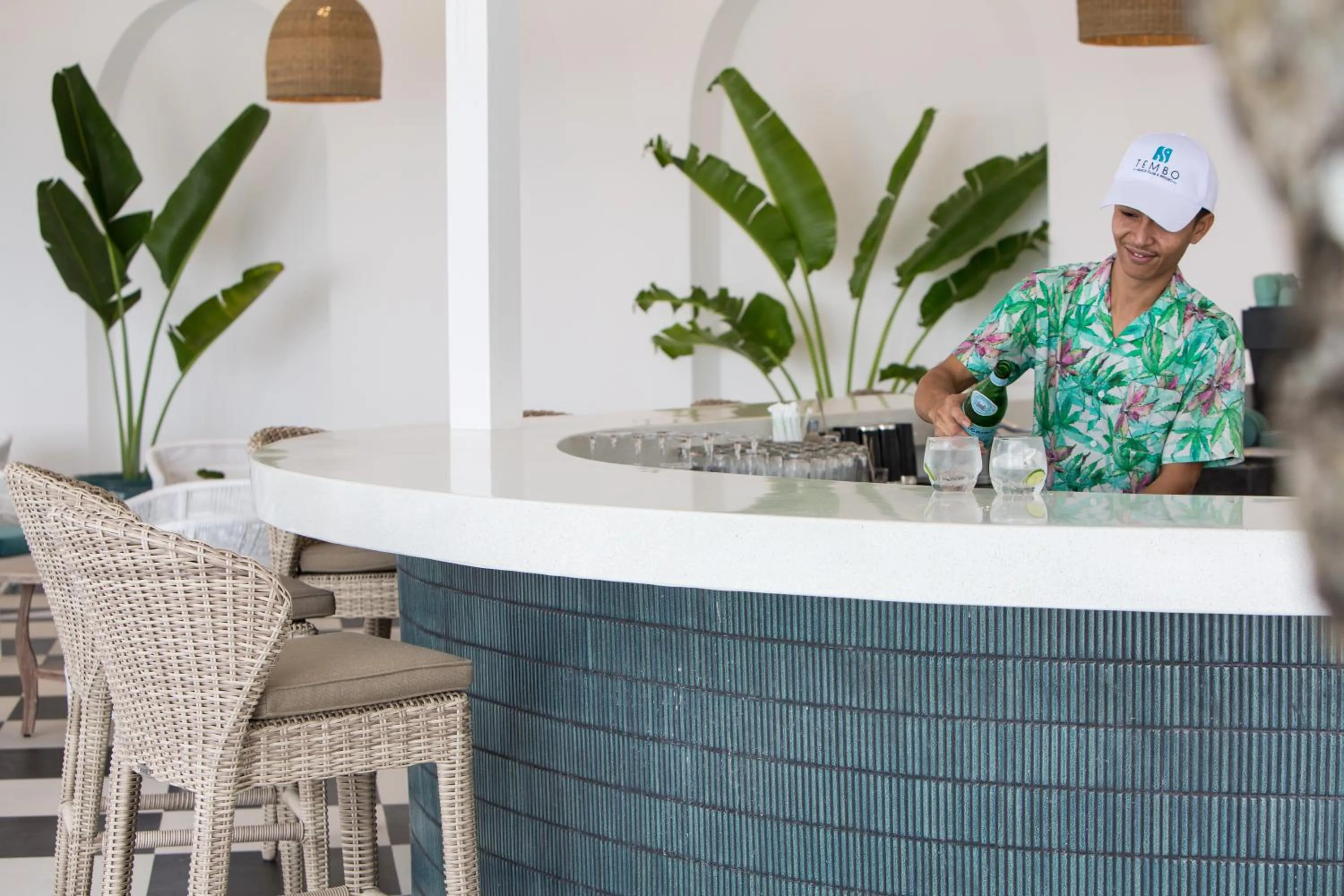 Lounge or bar in Tembo Beach Club & Resort