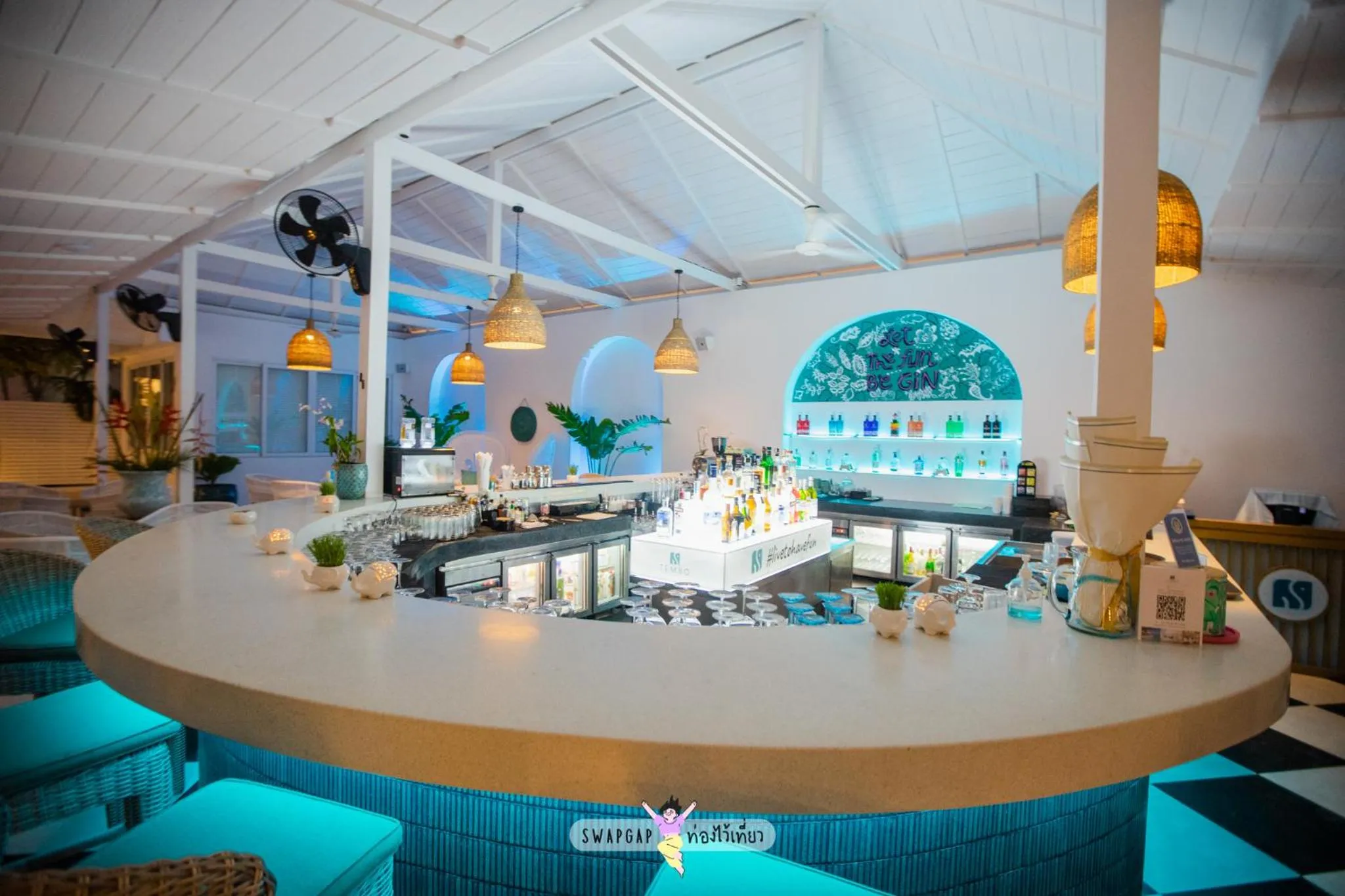 Lounge or bar in Tembo Beach Club & Resort