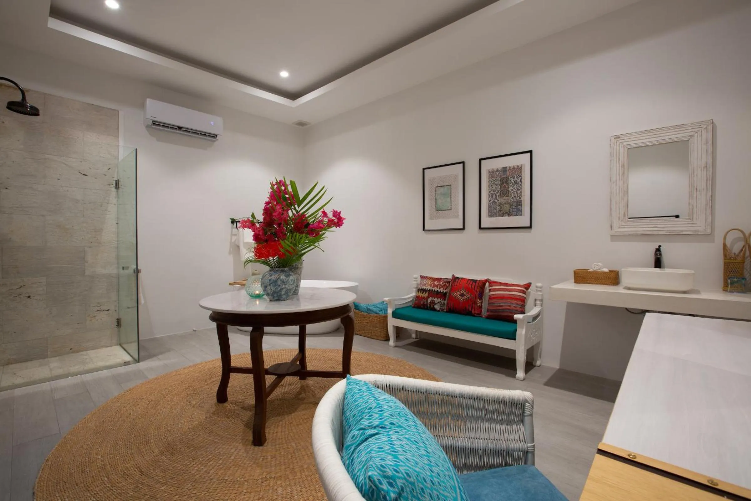 Seating area in Tembo Beach Club & Resort