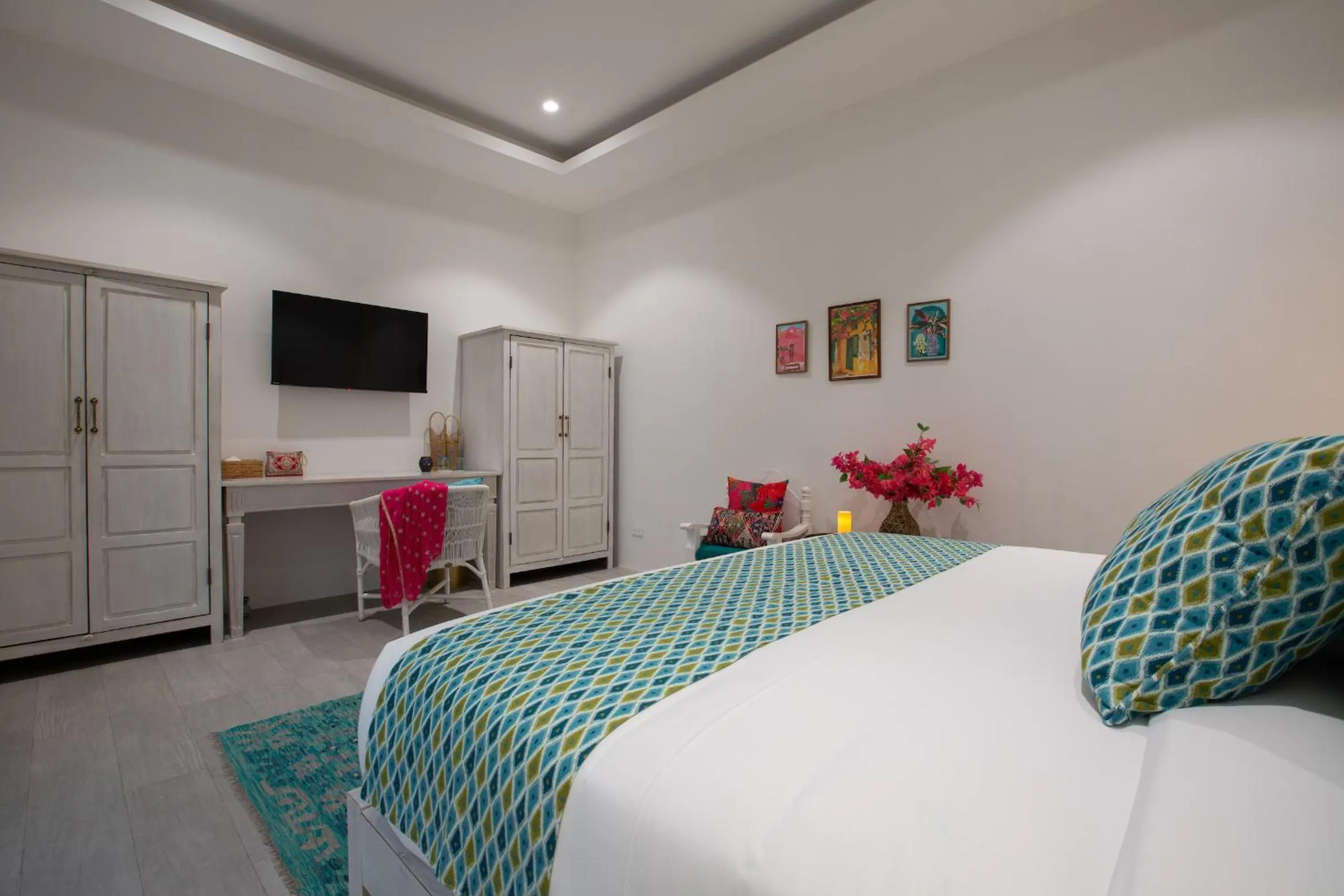 TV and multimedia, Bed in Tembo Beach Club & Resort