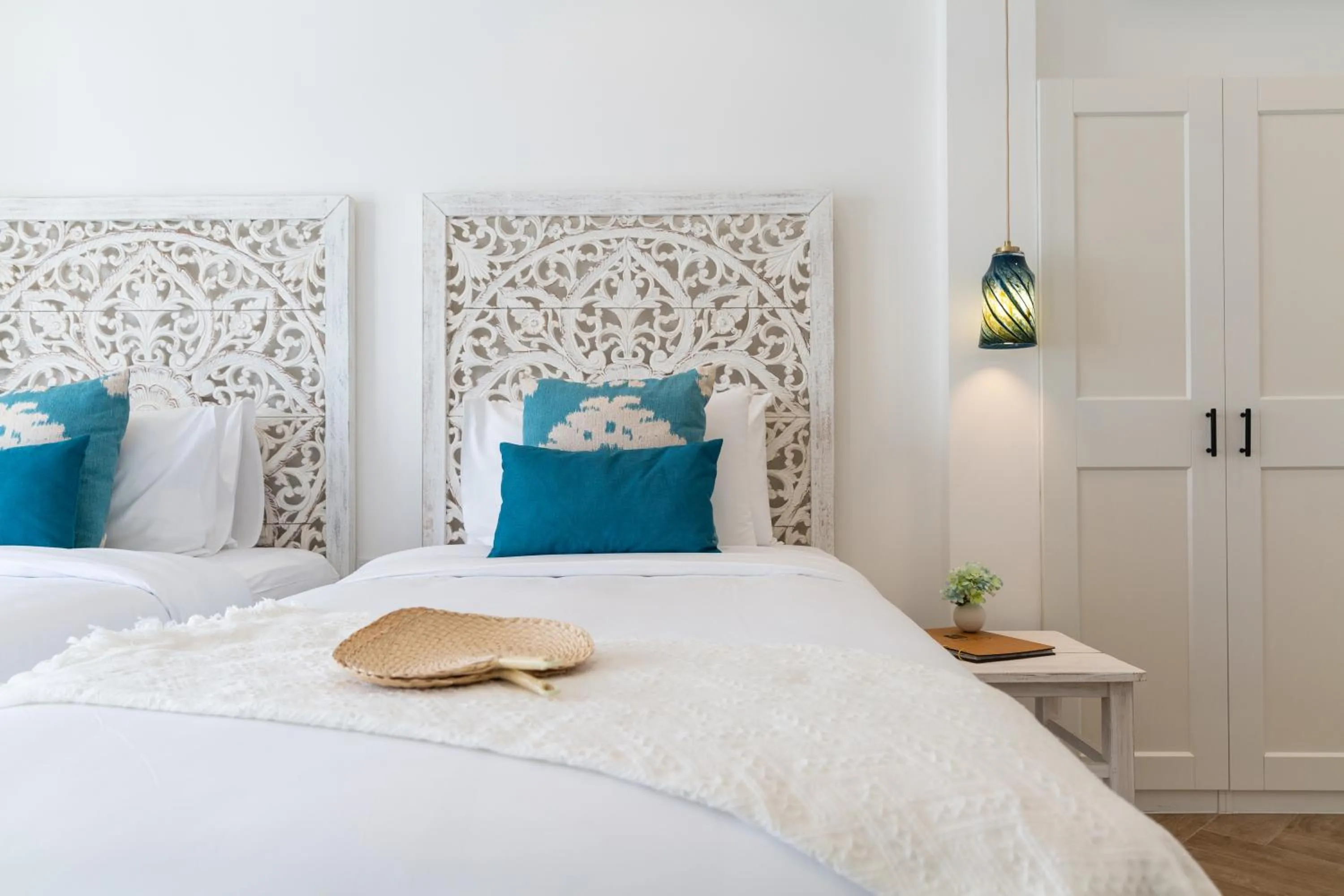 Bed in Tembo Beach Club & Resort