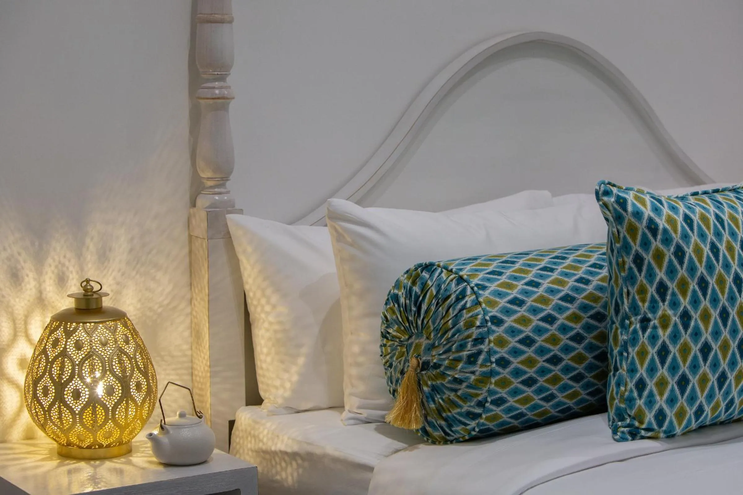 Bed in Tembo Beach Club & Resort