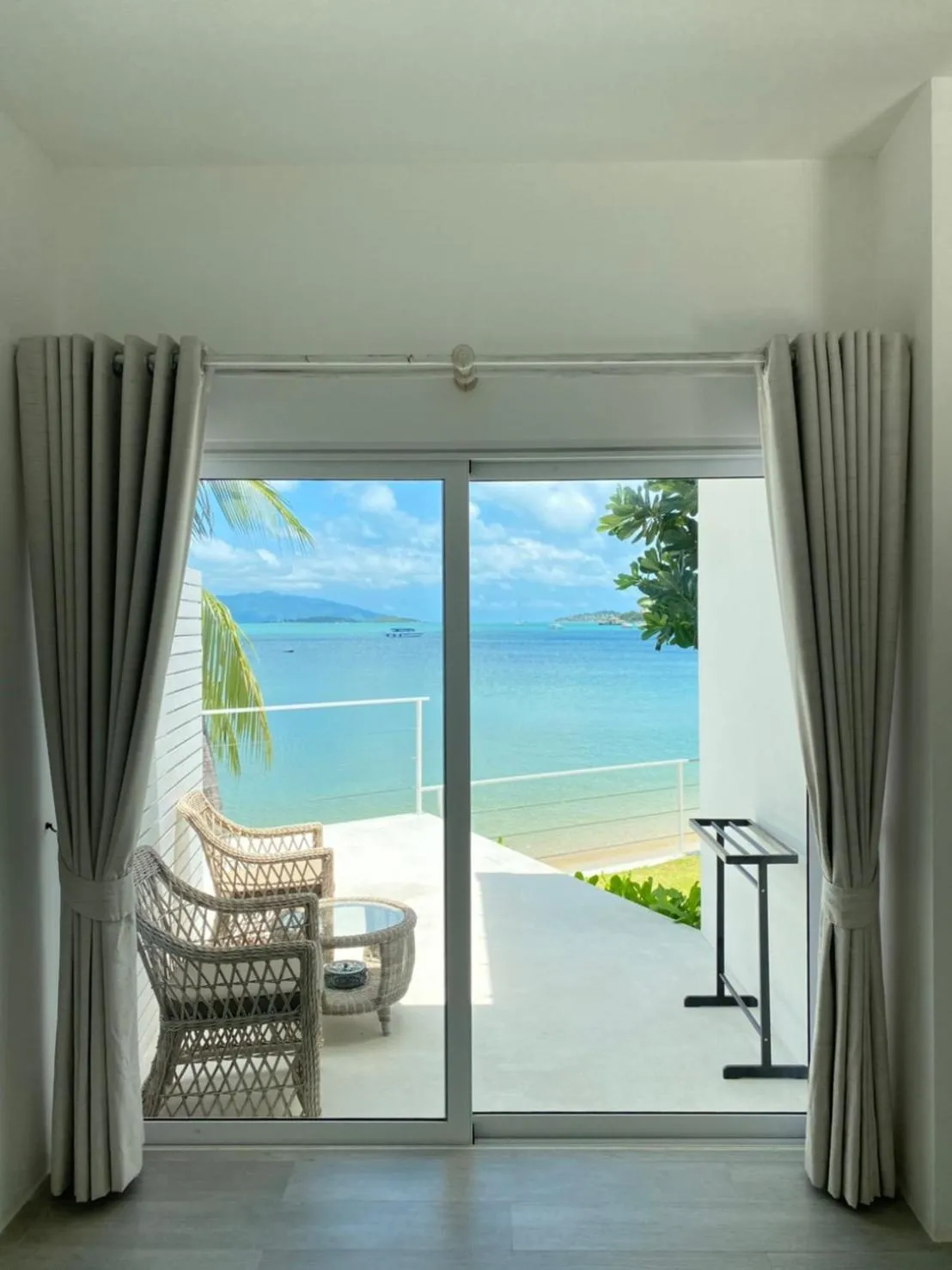 Seating area in Tembo Beach Club & Resort