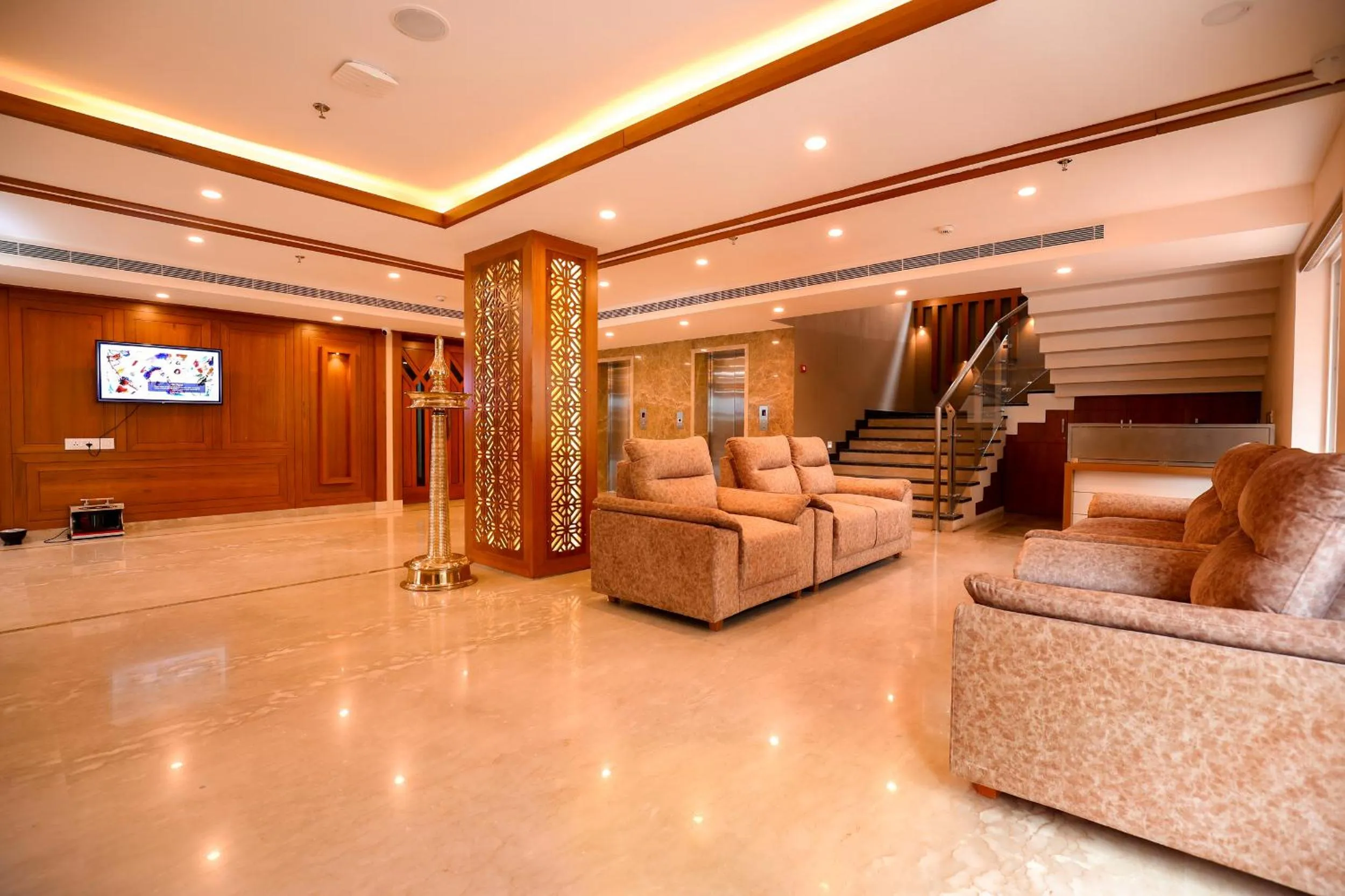 Lobby or reception in Krishnavalsam Regency