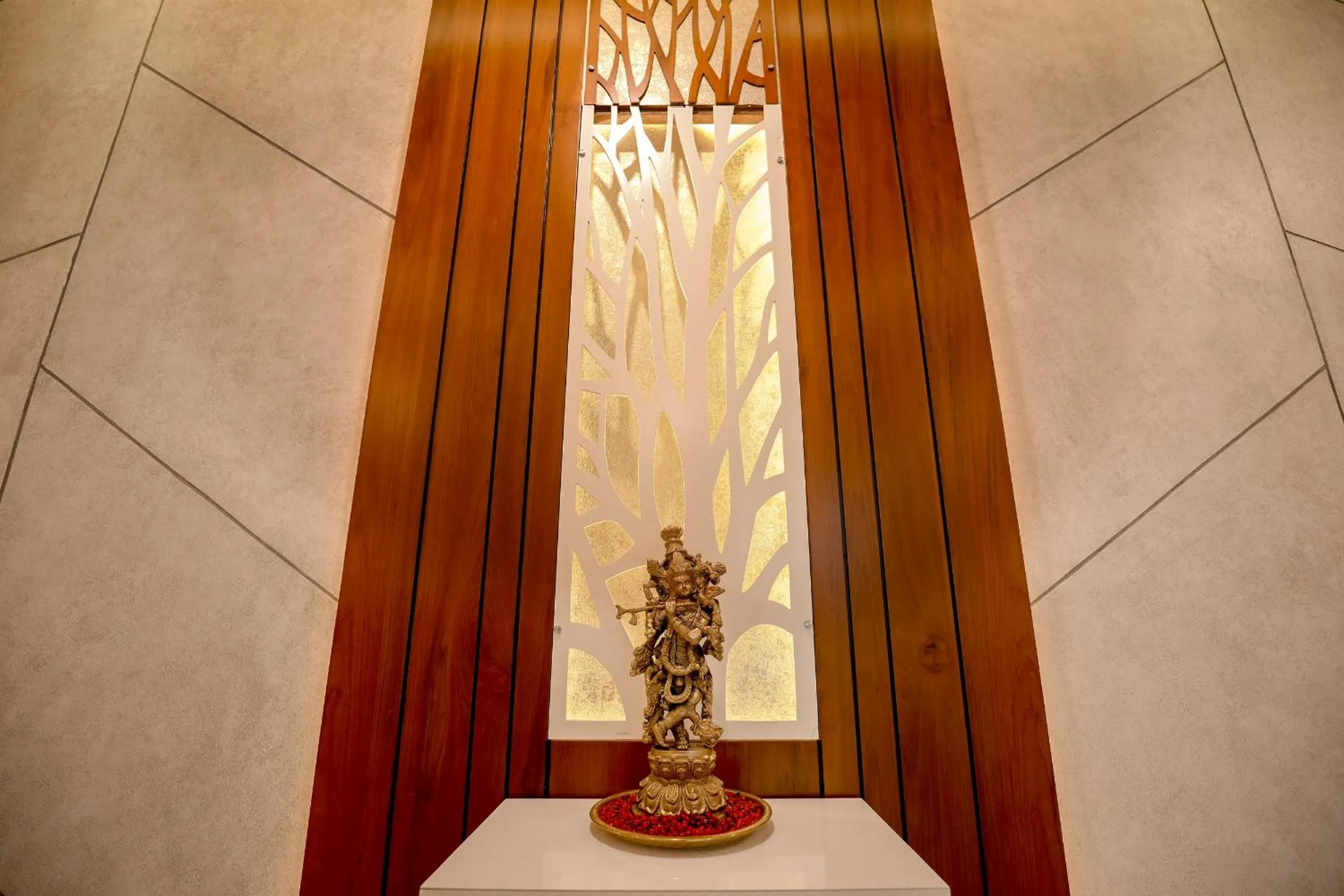 Lobby or reception in Krishnavalsam Regency