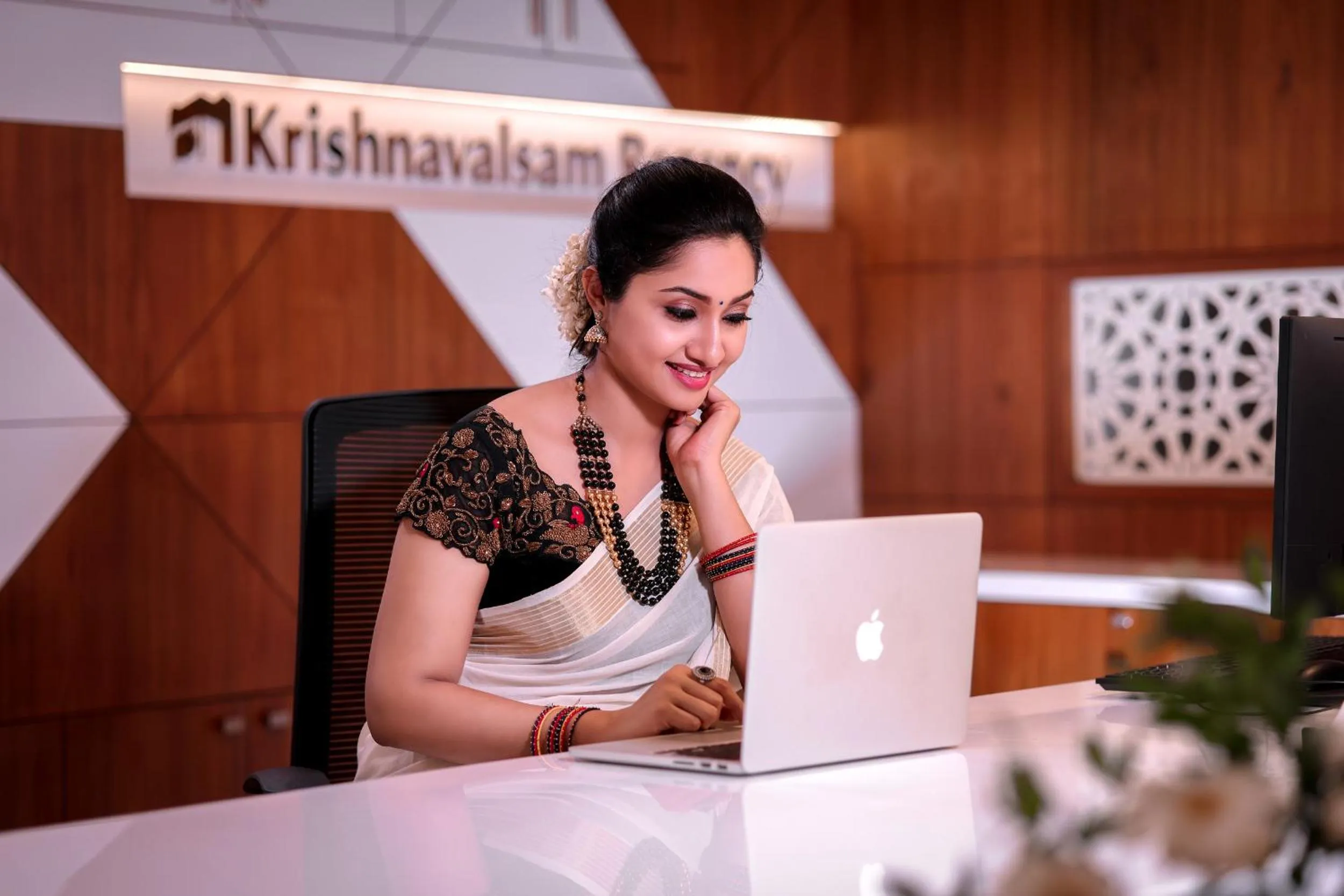 Lobby or reception in Krishnavalsam Regency