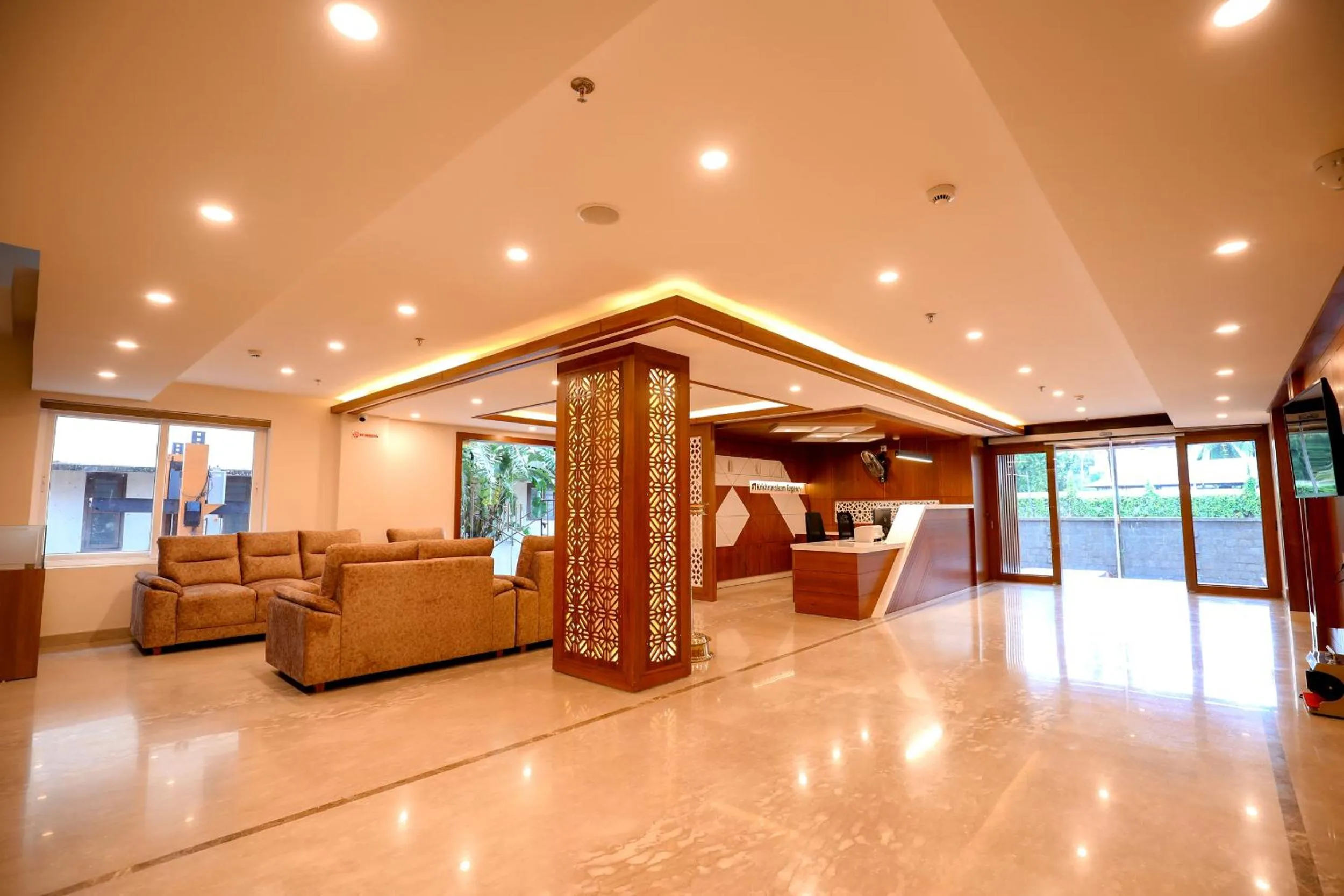 Lobby or reception in Krishnavalsam Regency