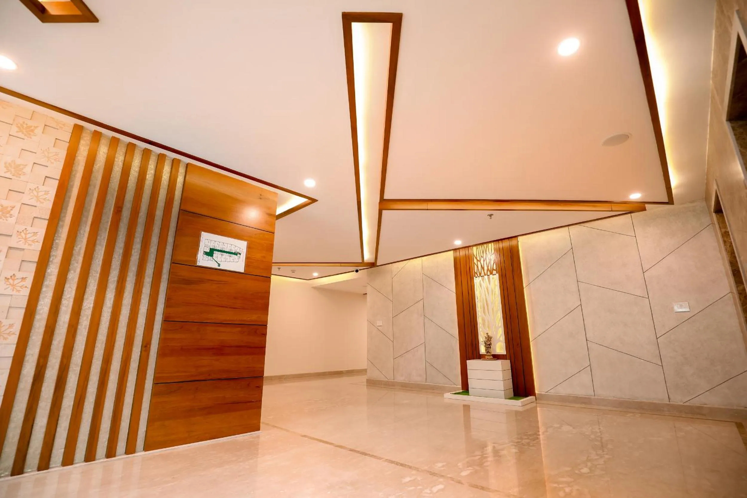 Lobby or reception in Krishnavalsam Regency