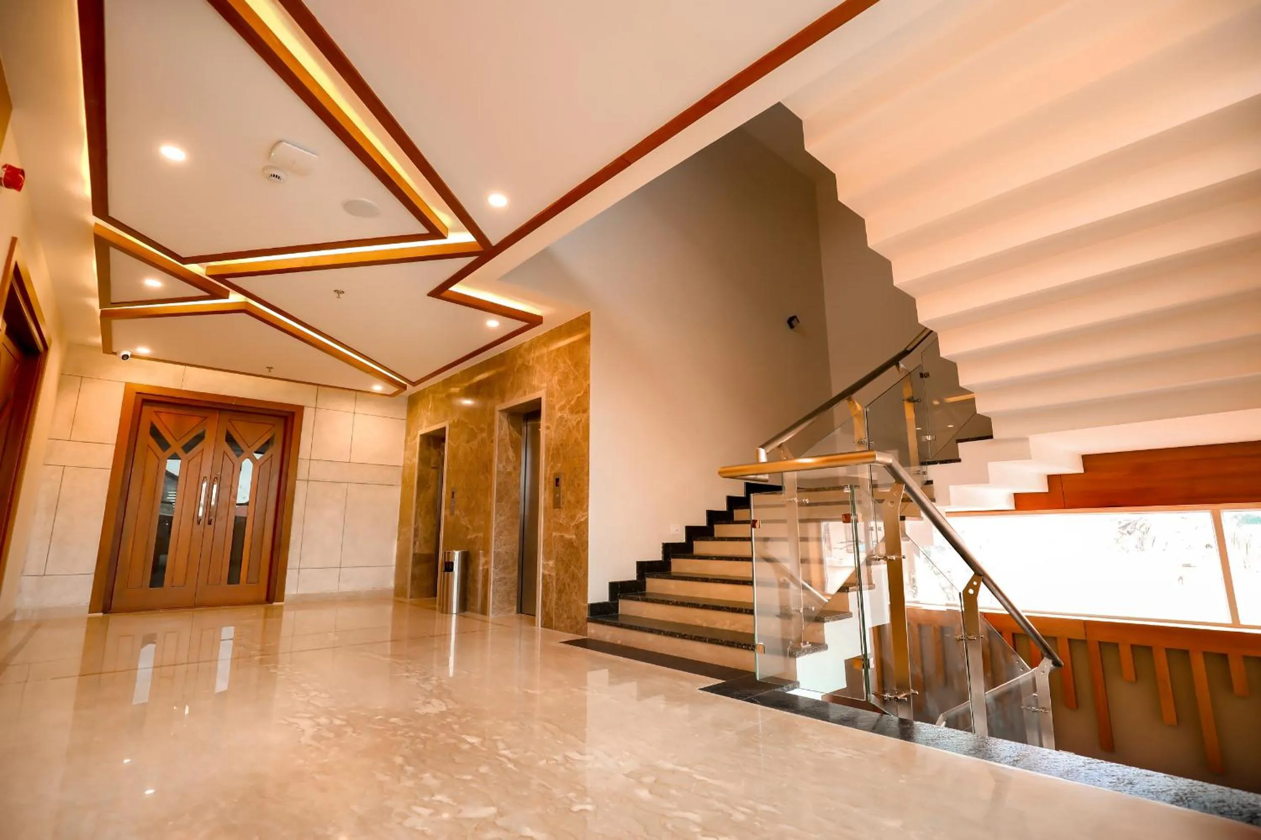Lobby or reception in Krishnavalsam Regency
